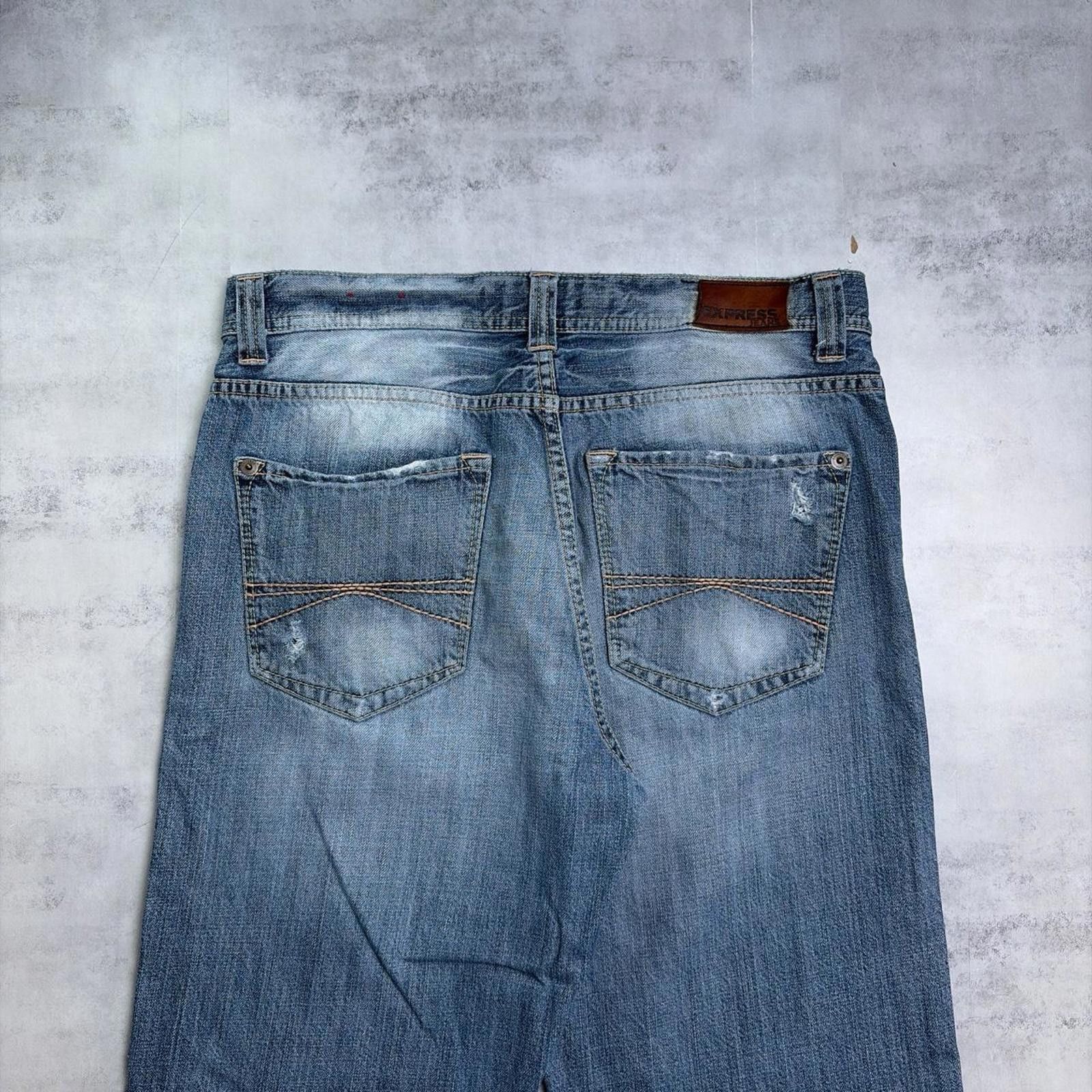 Express Y2K Light Wash Express Grunge Distressed Baggy Denim Jeans Size US 32 / EU 48 - 3 Thumbnail