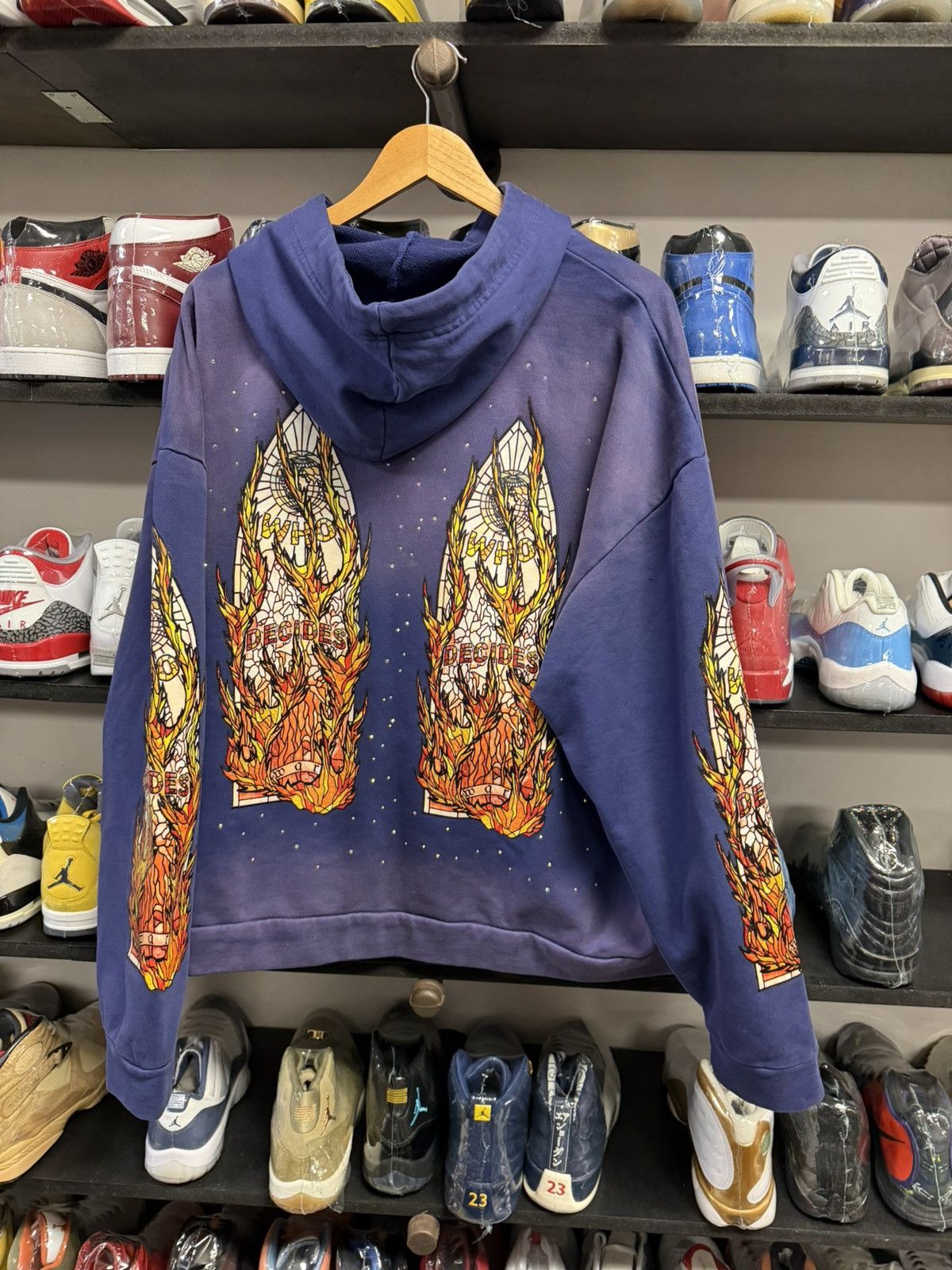 Who Decides War Who decides war pre owned rhinestone flaming window pre Size US XL / EU 56 / 4 - 6 Thumbnail
