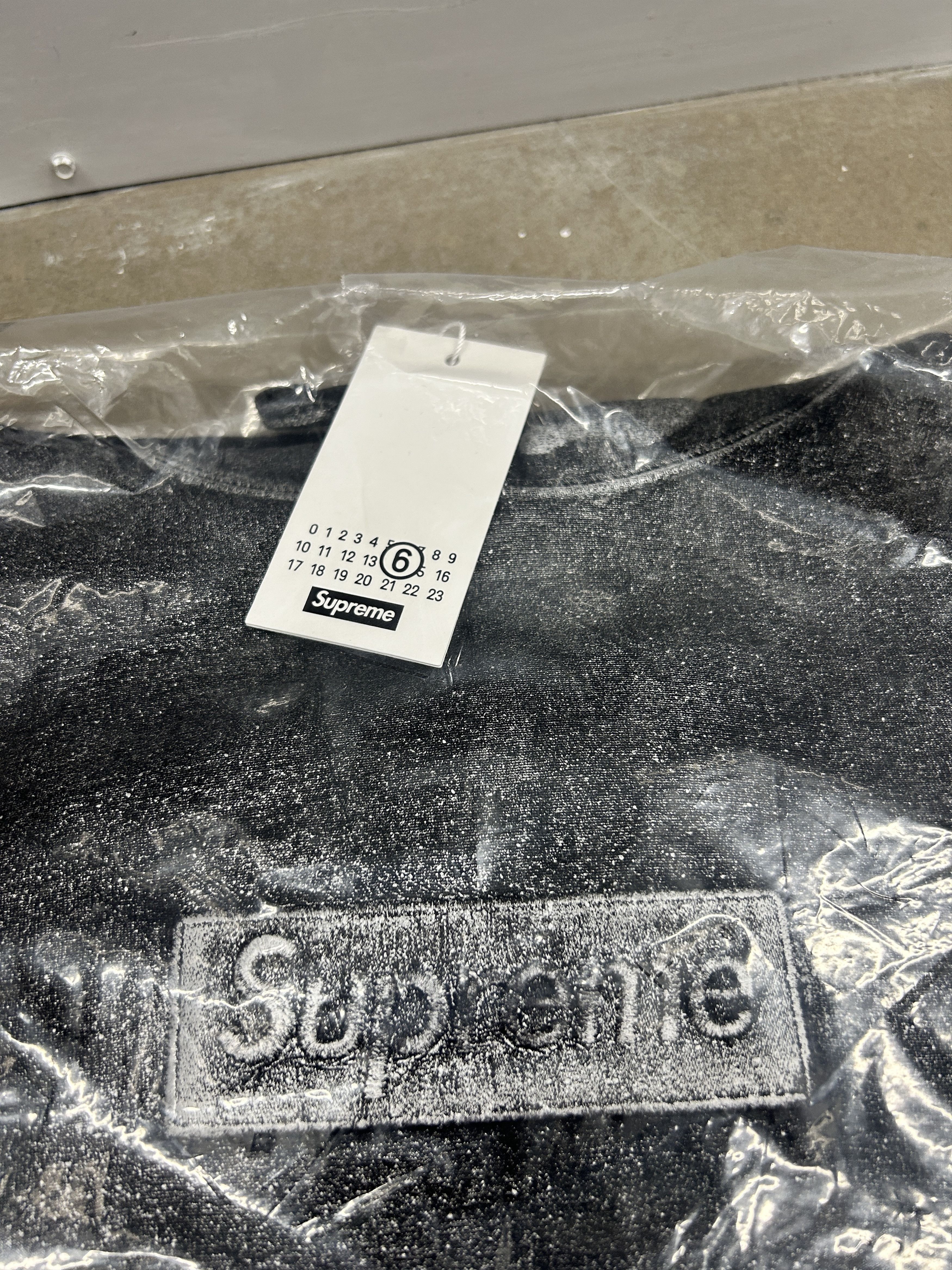 Maison Margiela × Supreme MM6 Maison Margiela Foil Box Logo Hooded Sweatshirt Size US M / EU 48-50 / 2 - 15 Thumbnail