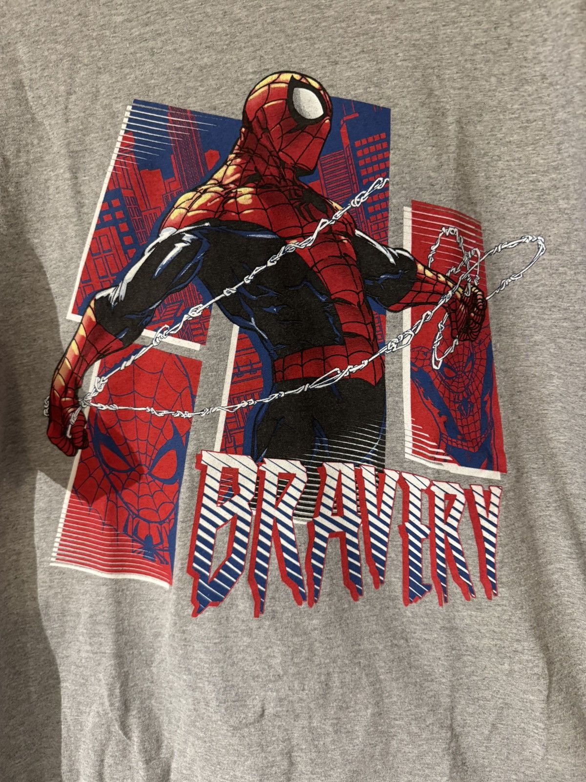 Vintage Vintage Spider Man Tshirt Size US XL / EU 56 / 4 - 1 Thumbnail