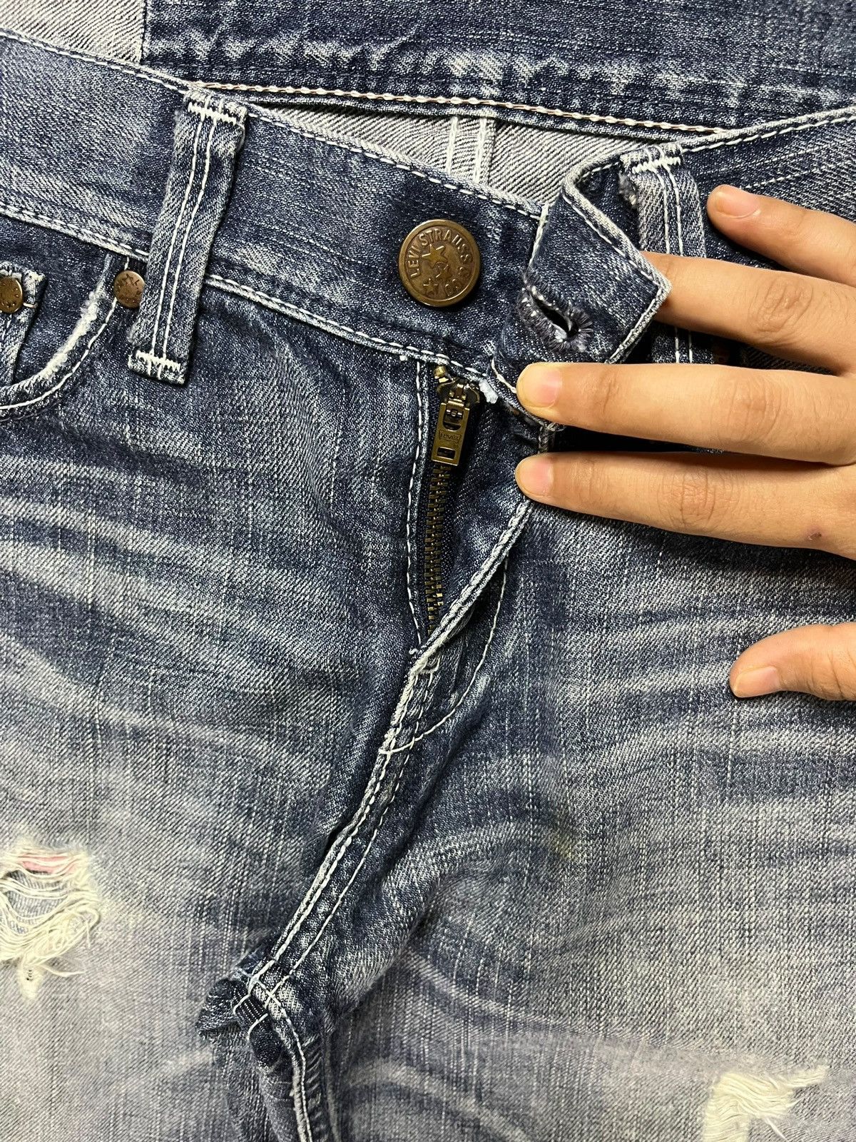 Levi's × Levi's Vintage Clothing Vintage 90s Levis Star Faded Wash Distressed Flare Jeans Size 32" / US 10 / IT 46 - 3 Thumbnail