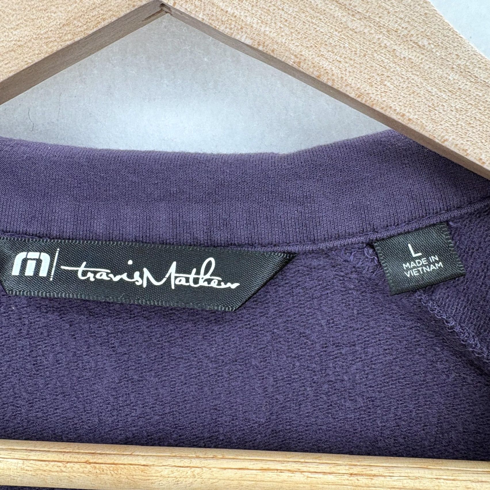 TravisMathew Travis Mathew Upgraded Pullover Mens Large Purple Quarter Zip Stretch Golf Camp Size US L / EU 52-54 / 3 - 4 Thumbnail