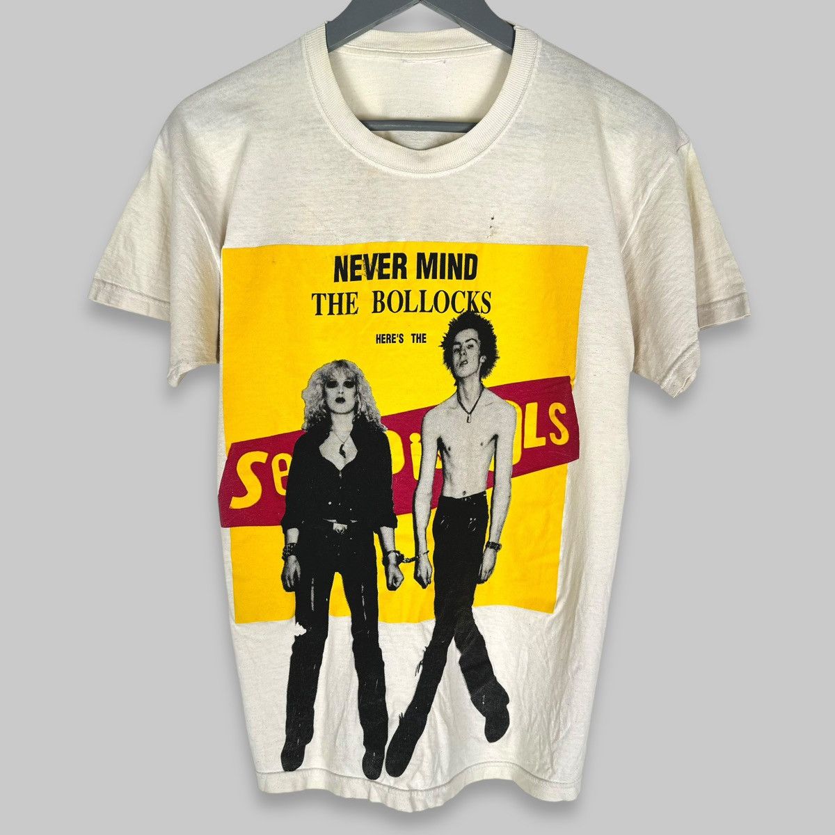 Band Tees Vintage Sex Pistols Sid Nancy Never Mind The Bollocks TShirt Size US L / EU 52-54 / 3 - 1 Thumbnail