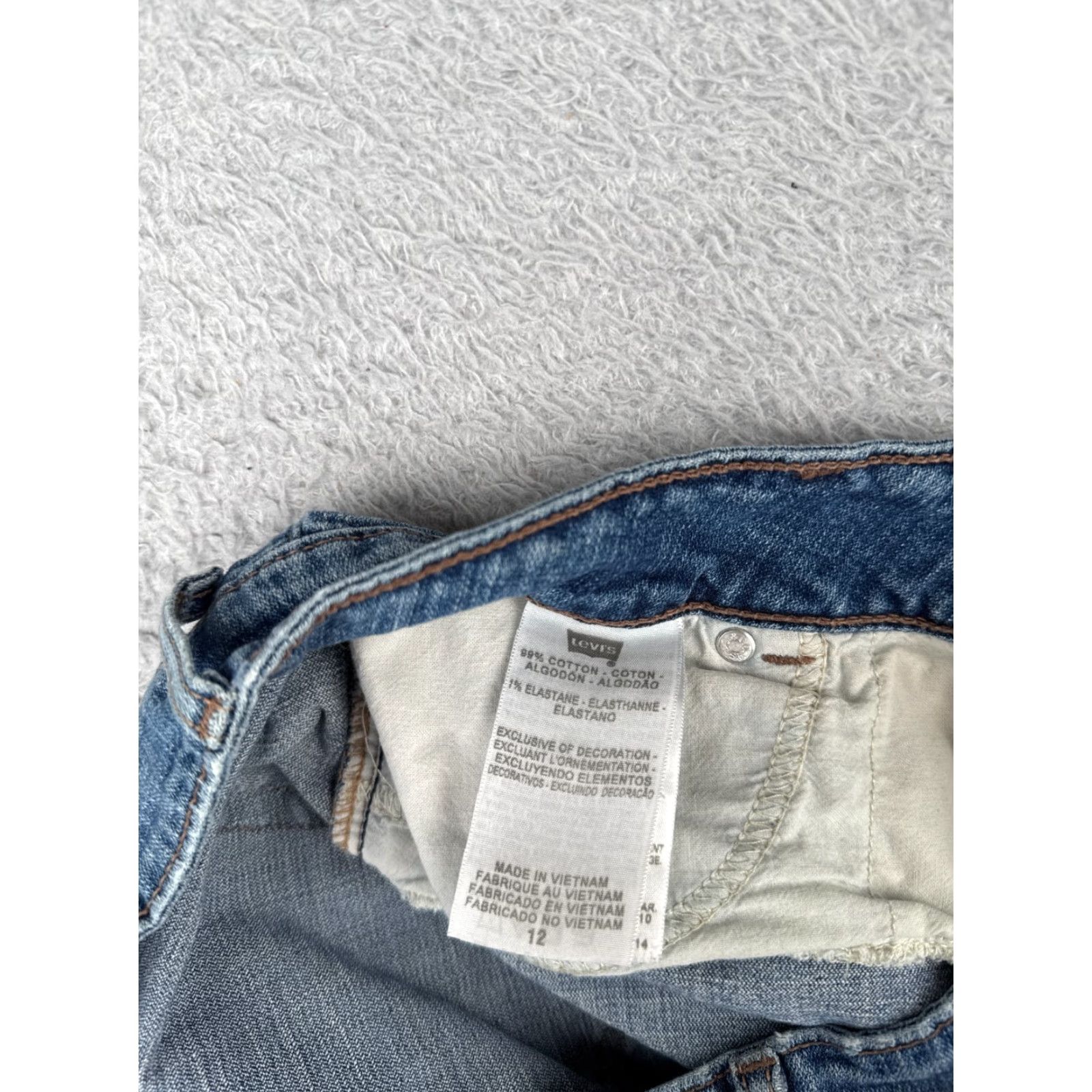 Levi's Levis Jeans Womens 12 Blue Denim 526 Slender Bootcut Mid Rise Cotton Blend 32x31 Size 34" / US 12 / IT 48 - 7 Thumbnail