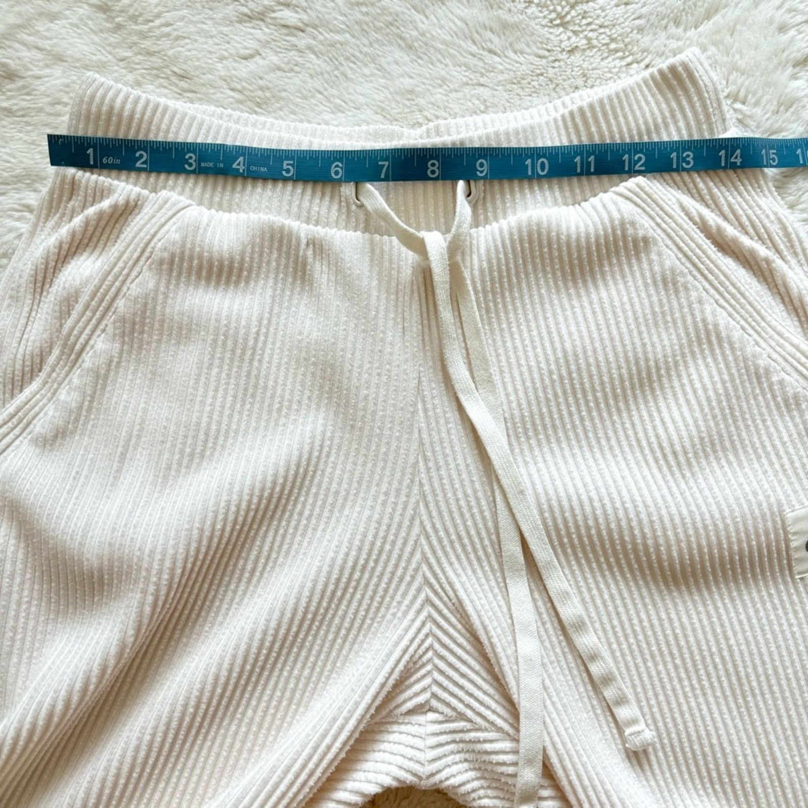 Alo Yoga ALO Yoga women ivory sweatpants size S Size 28" / US 6 / IT 42 - 5 Thumbnail