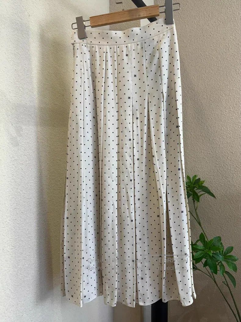 Fendi Fendi Polka Dot Skirt, Beige Size 24" / US 00 / IT 34 - 2 Thumbnail