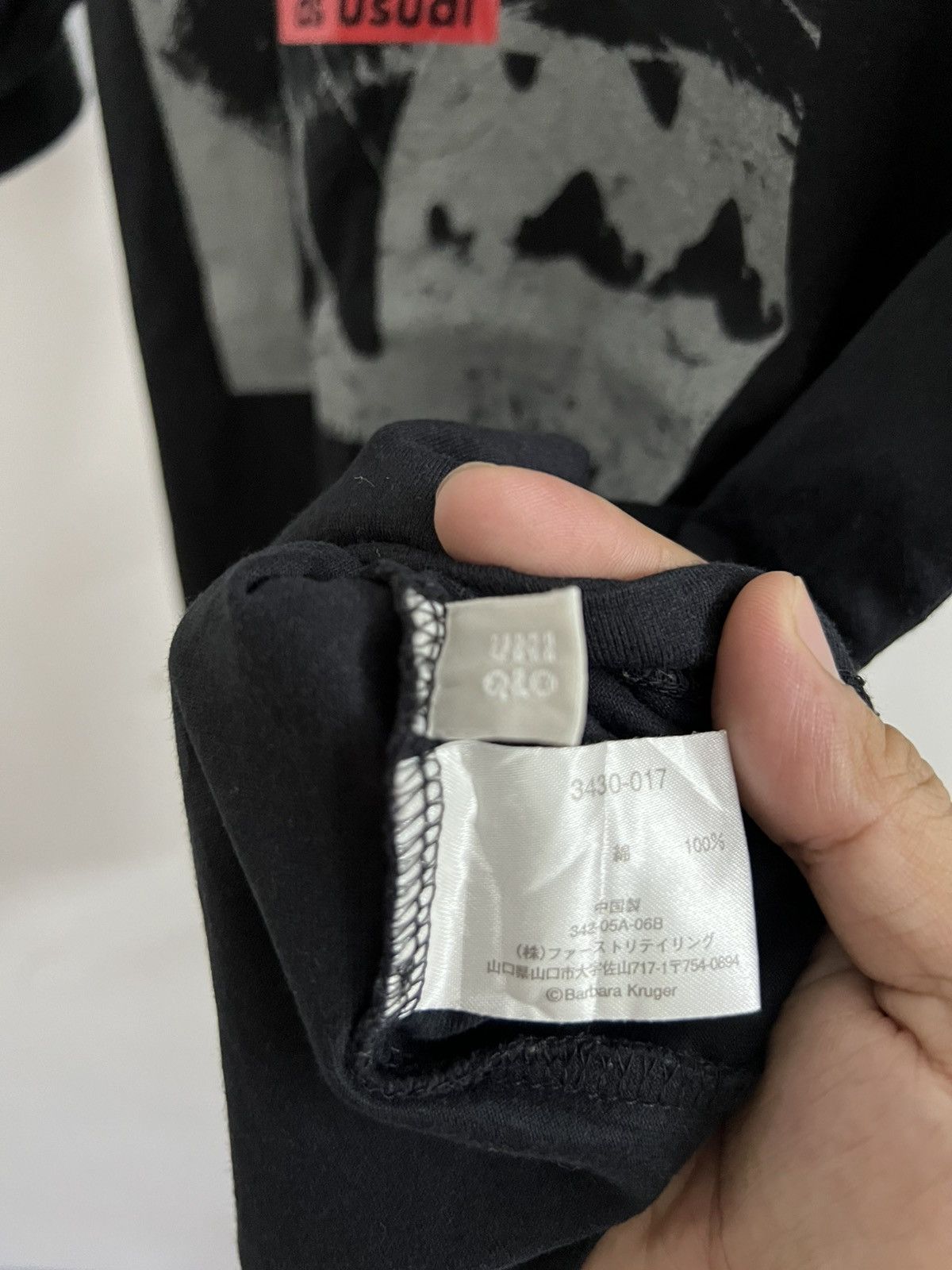 Barbara Kruger × Uniqlo barbara kruger Size US M / EU 48-50 / 2 - 6 Thumbnail