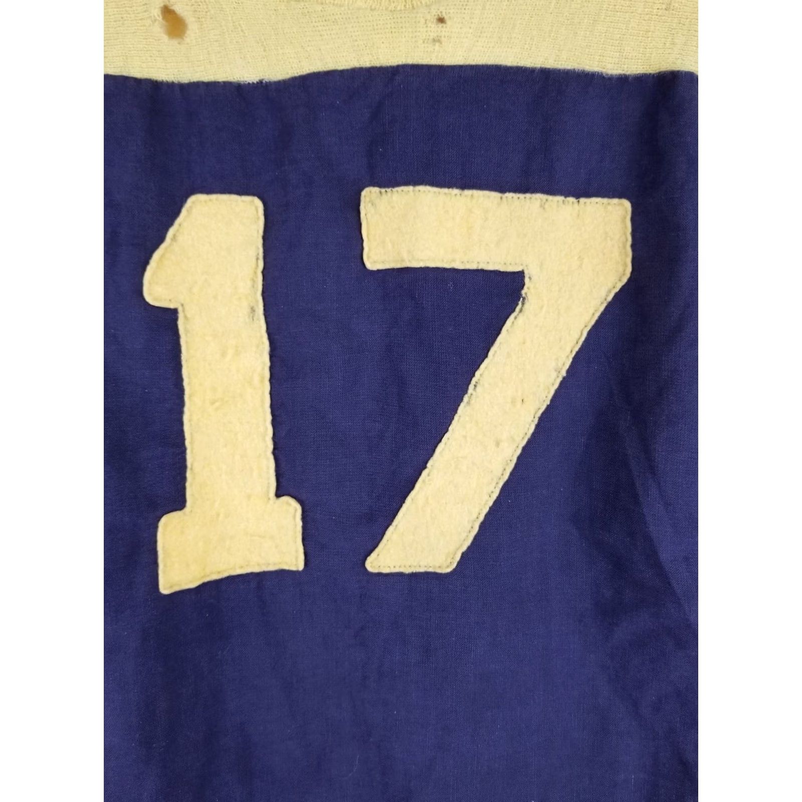 Vintage VINTAGE UNKNOWN SPORT JERSEY WOOL/COTTON SZ MEDIUM Yellow/Blue CROSS CHEST 19 INCH NECK TO CUFF 27 INCH TOP TO BOTTOM 25 INCH Mens Size US M / EU 48-50 / 2 - 2 Thumbnail