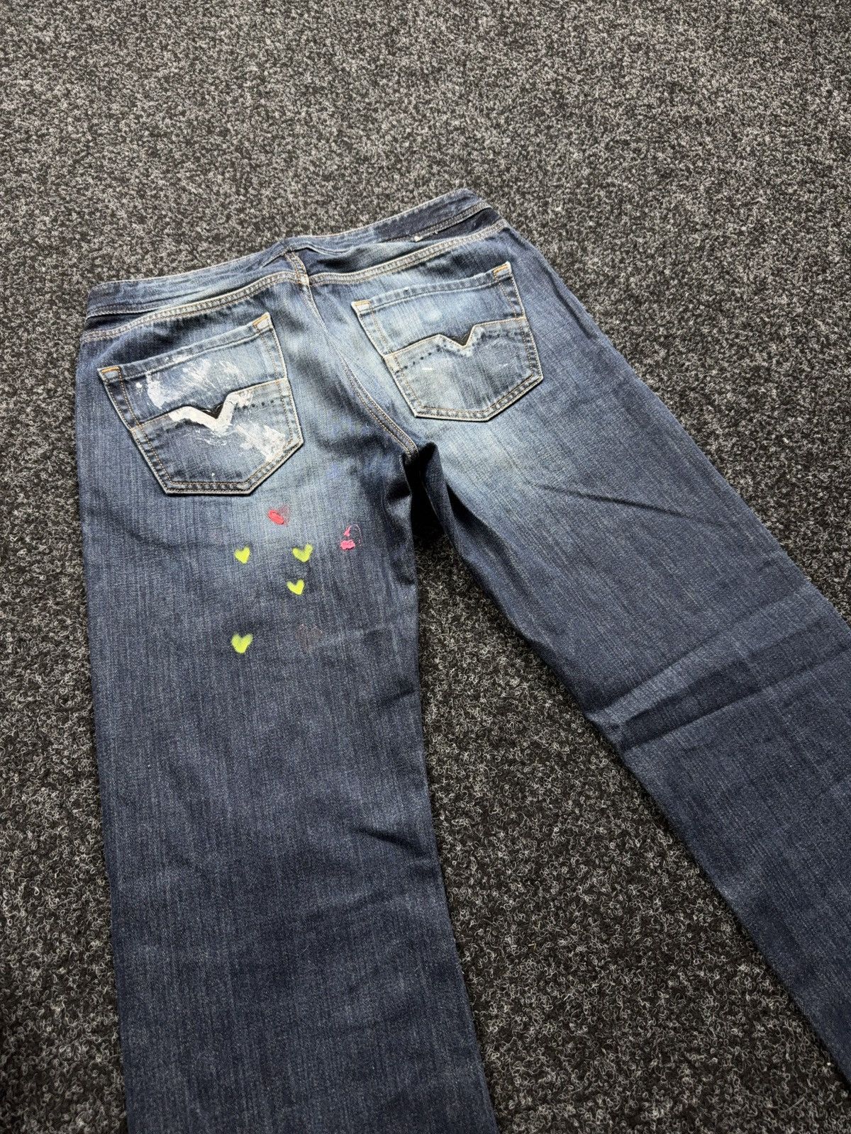 Diesel 00s Diesel Larkee Distressed Punk Custom Painted Y2K Jeans Size US 31 - 17 Thumbnail