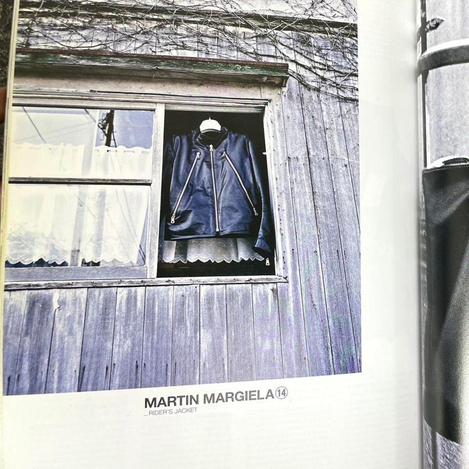 Comme des Garcons × Junya Watanabe × Maison Margiela Huge magazine ft Comme des Garcons Junya Watanabe Man & More Size ONE SIZE - 2 Thumbnail