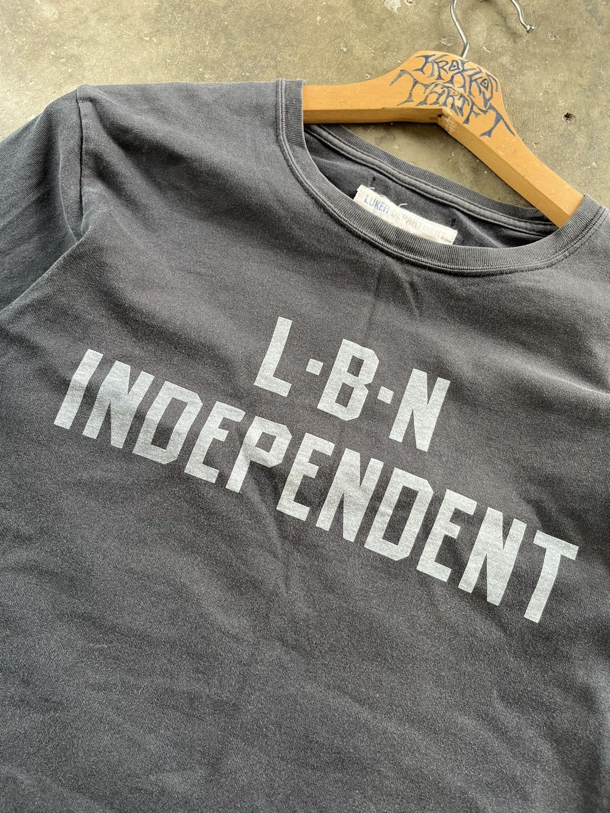 Japanese Brand × Neighborhood 🔥Luker Neighborhood Big Logo 3 Quarter Tees Japan Size US S / EU 44-46 / 1 - 4 Thumbnail