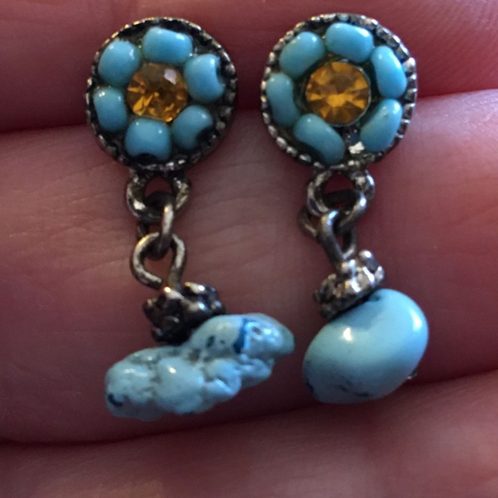 Vintage Vintage faux turquoise dangle pierced earrings Size ONE SIZE - 1 Thumbnail