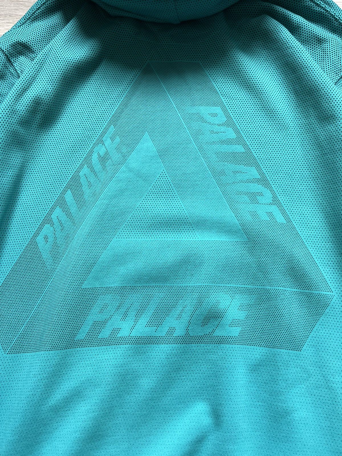 Palace Vintage Faded Distressed Big Logo Palace Hoodie Size US L / EU 52-54 / 3 - 11 Thumbnail