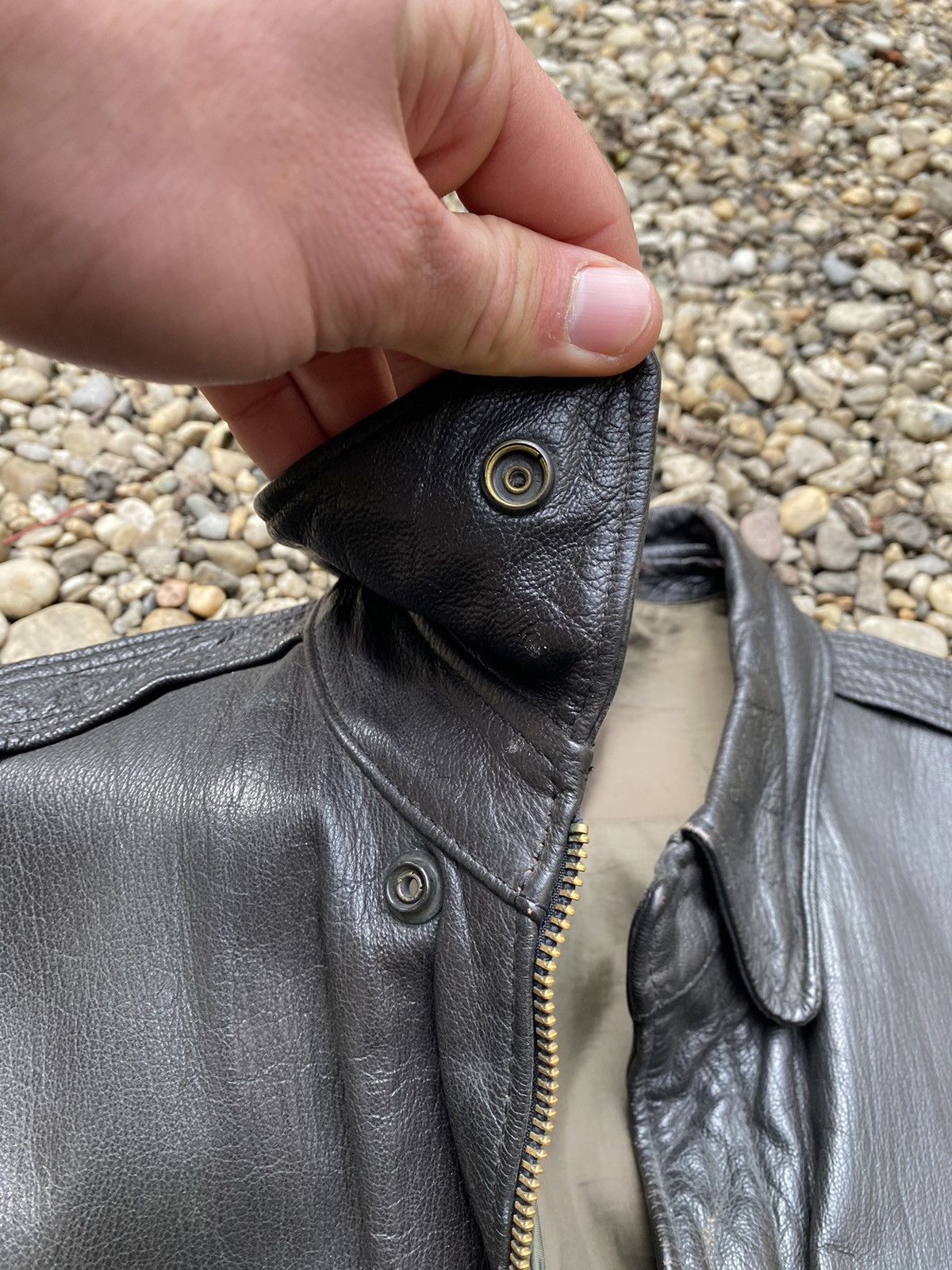 Vintage Vintage 50s Leather Flight Jacket Size US M / EU 48-50 / 2 - 11 Thumbnail