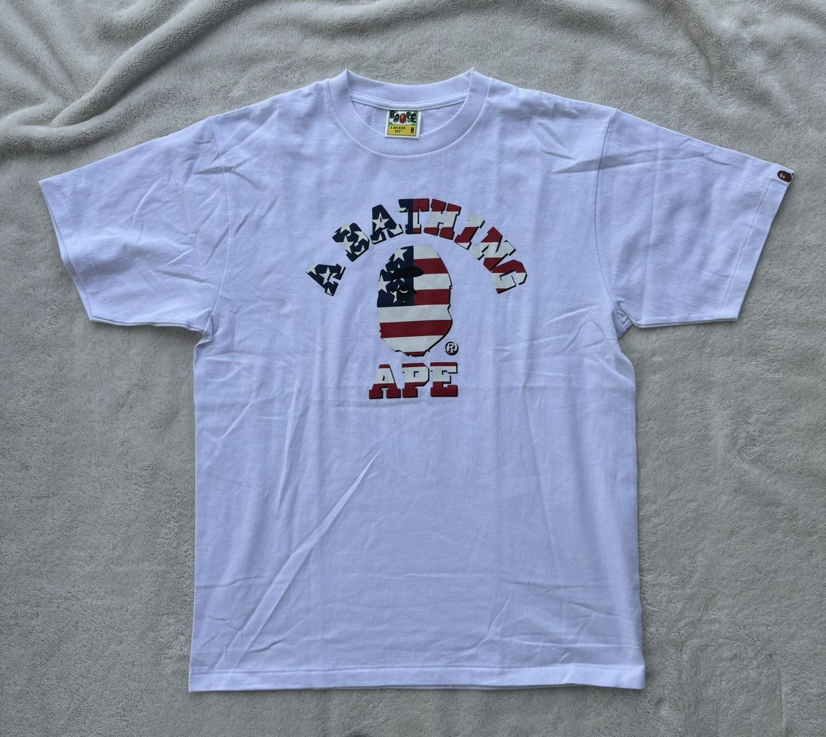 Bape Bape White USA Flag College Tee Size US L / EU 52-54 / 3 - 1 Preview