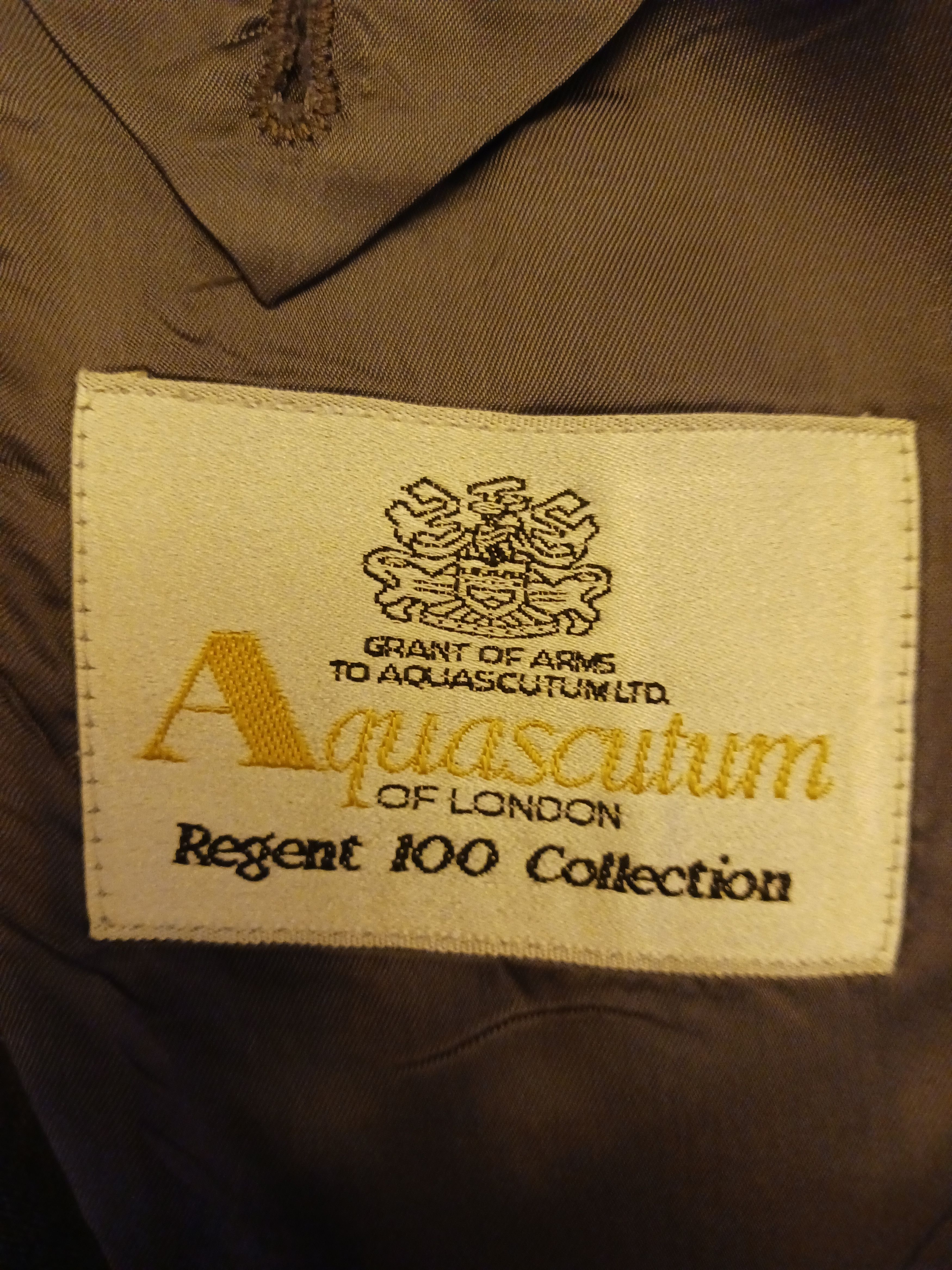 Aquascutum 100% Wool 3 Button Suit Size 44R - 5 Thumbnail