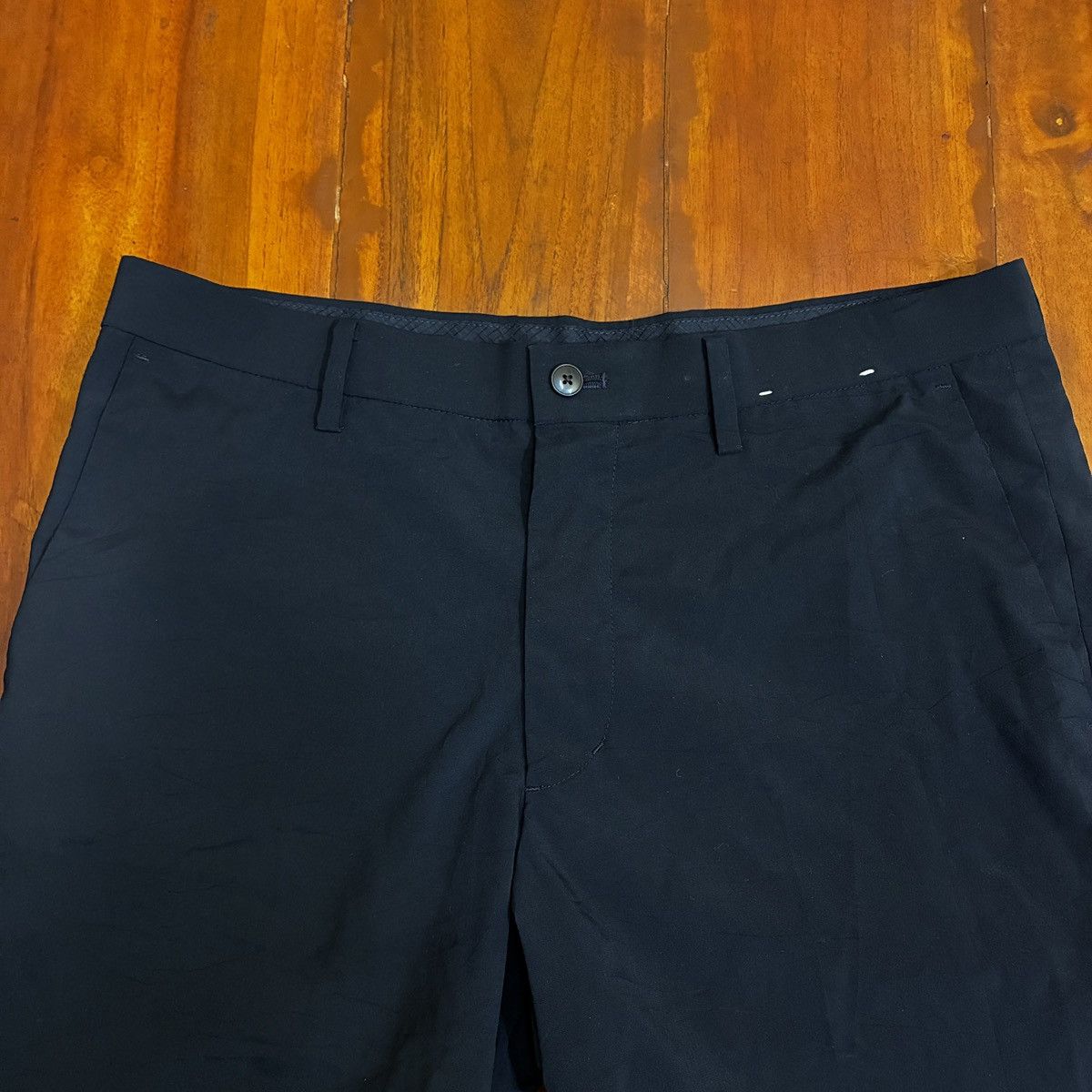 Uniqlo Uniqlo Short Pants Size US 32 / EU 48 - 3 Thumbnail