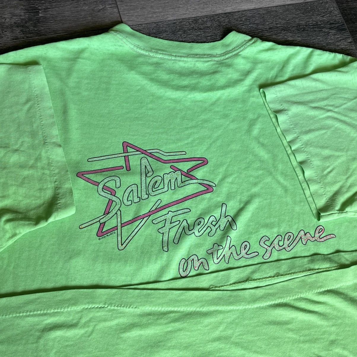 Vintage Vintage 90s Salem Cigarettes Fresh on the Scene Pocket Tee Size US XL / EU 56 / 4 - 4 Thumbnail