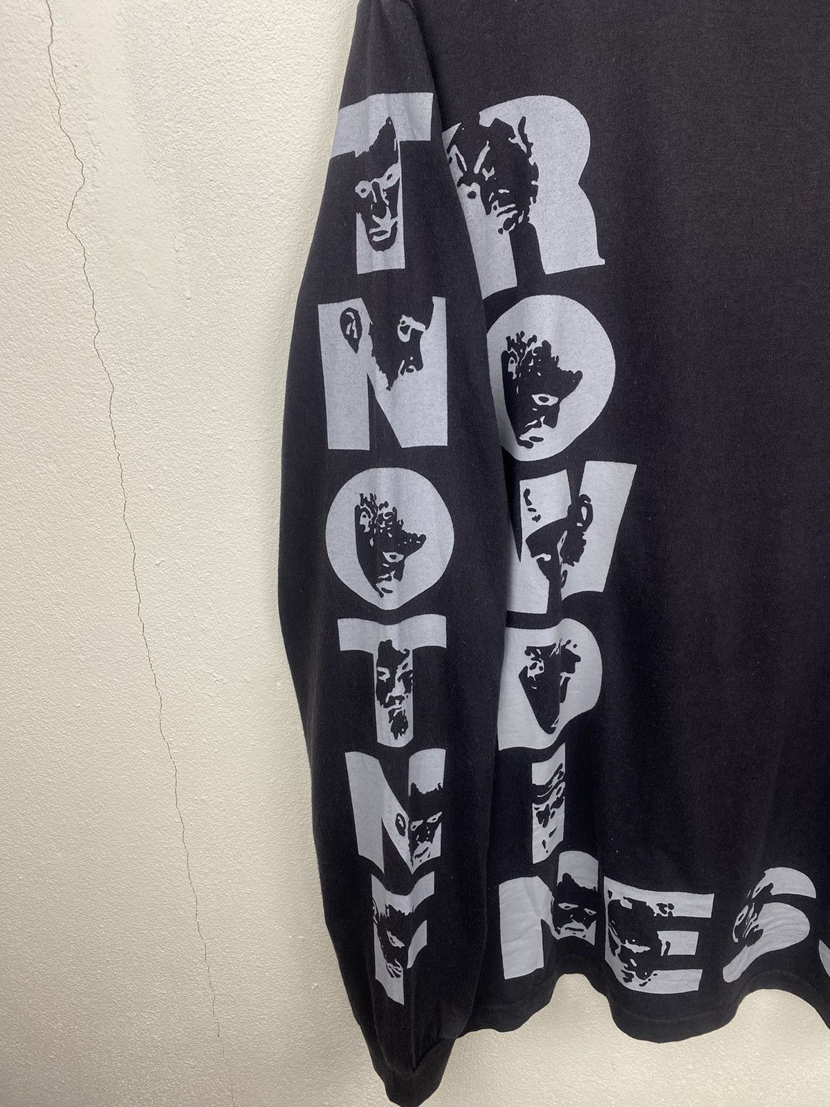 Beauty Beast 291295 Homme “Rowdiness” Japanese Designer Script Out LS Tee Size US L / EU 52-54 / 3 - 3 Thumbnail