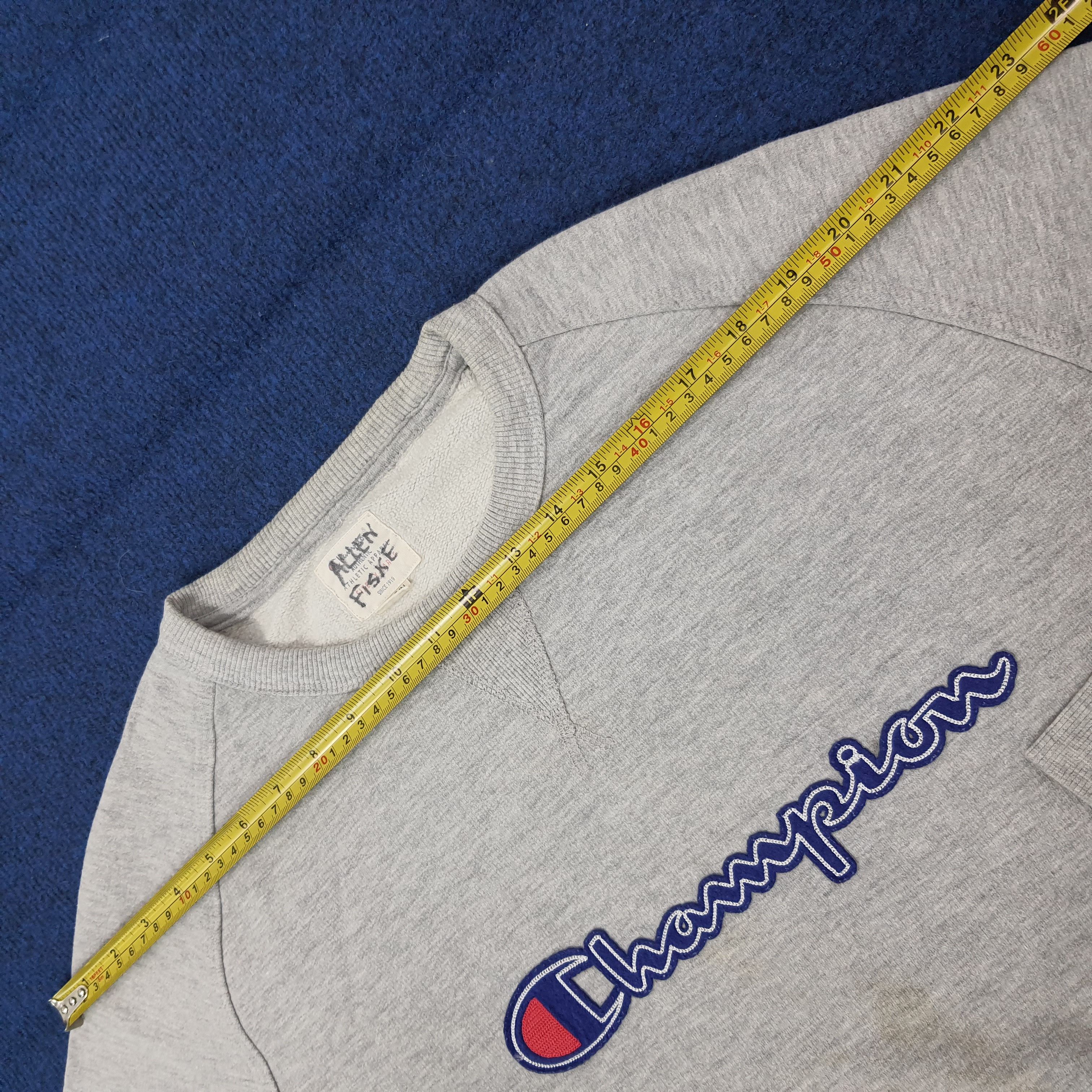 Champion Vintage Champion Center Sweatshirt C266N4 Size US L / EU 52-54 / 3 - 10 Thumbnail