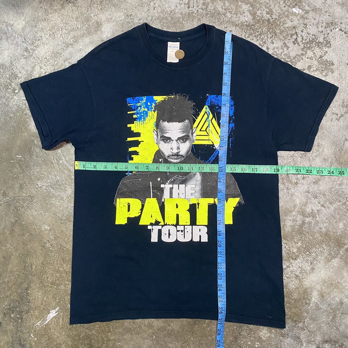 Band Tees CHRIS BROWN THE PARTY TOUR T SHIRT Y2K Size US M / EU 48-50 / 2 - 11 Thumbnail