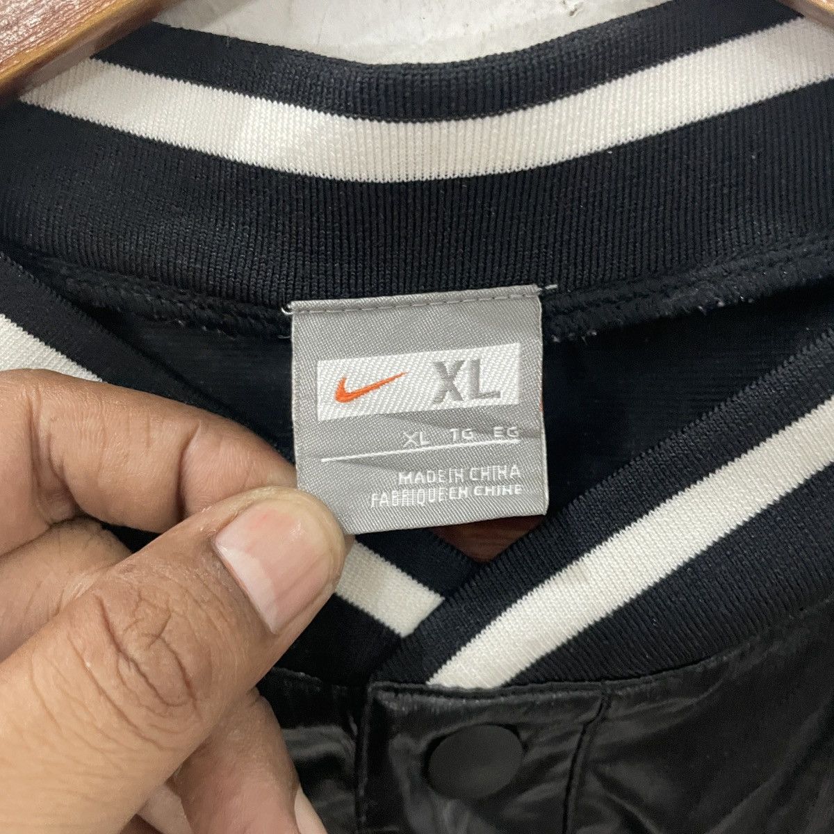 Nike Nike Embroidery Logo Jersy Size US L / EU 52-54 / 3 - 5 Thumbnail