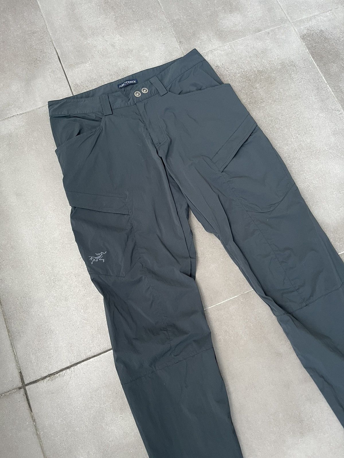 Arc'teryx Arc'Teryx Technical Grey Swamp Cargo Track Pants Size US 32 / EU 48 - 12 Thumbnail
