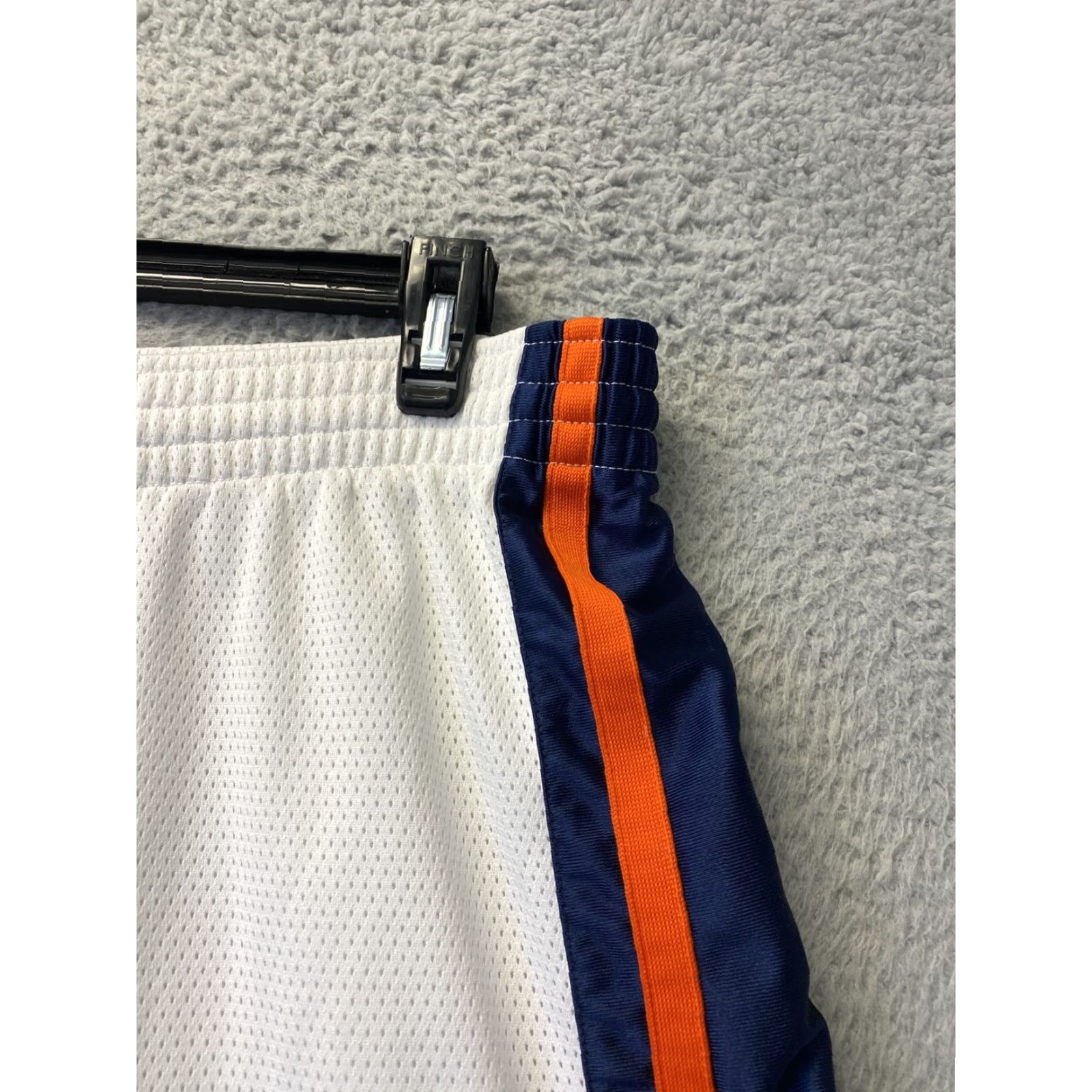 Nike Nike Mens Shorts XXL White Athletic Swoosh Logo Gym Workout 98-22 Size US 39 - 4 Thumbnail