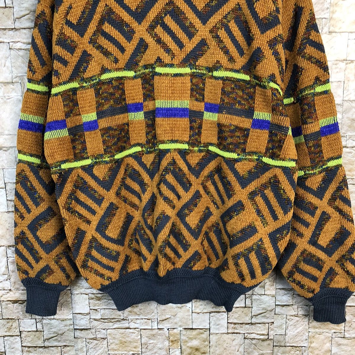 Vintage Pashu Brown art vintage Knitwear sweatshirt #A418 Size US L / EU 52-54 / 3 - 3 Thumbnail