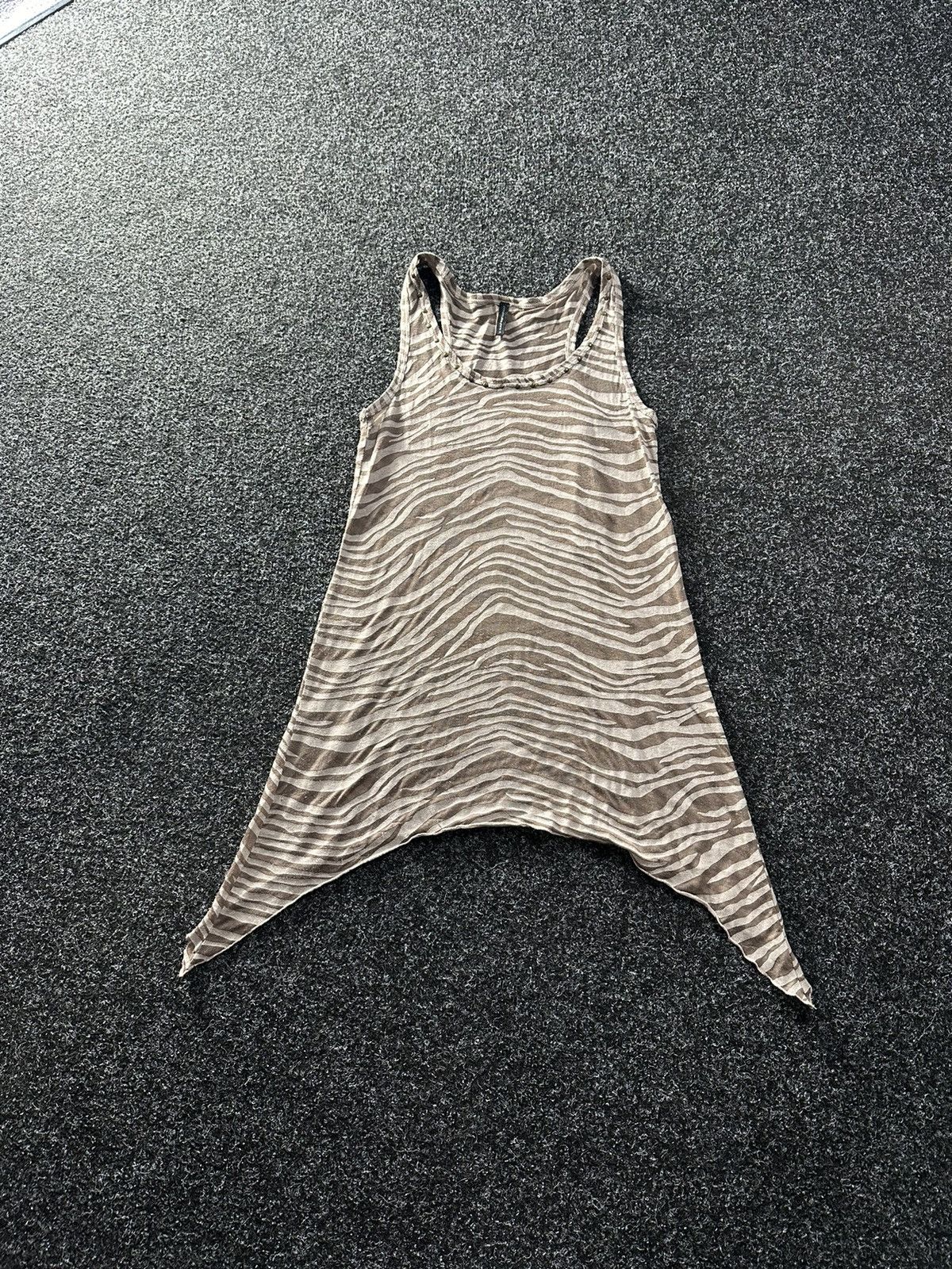Designer × Issey Miyake × Vintage VTG 90s NAF NAF tank JPG style Womens Avant-garde Y2k rare Size S / US 4 / IT 40 - 1 Thumbnail