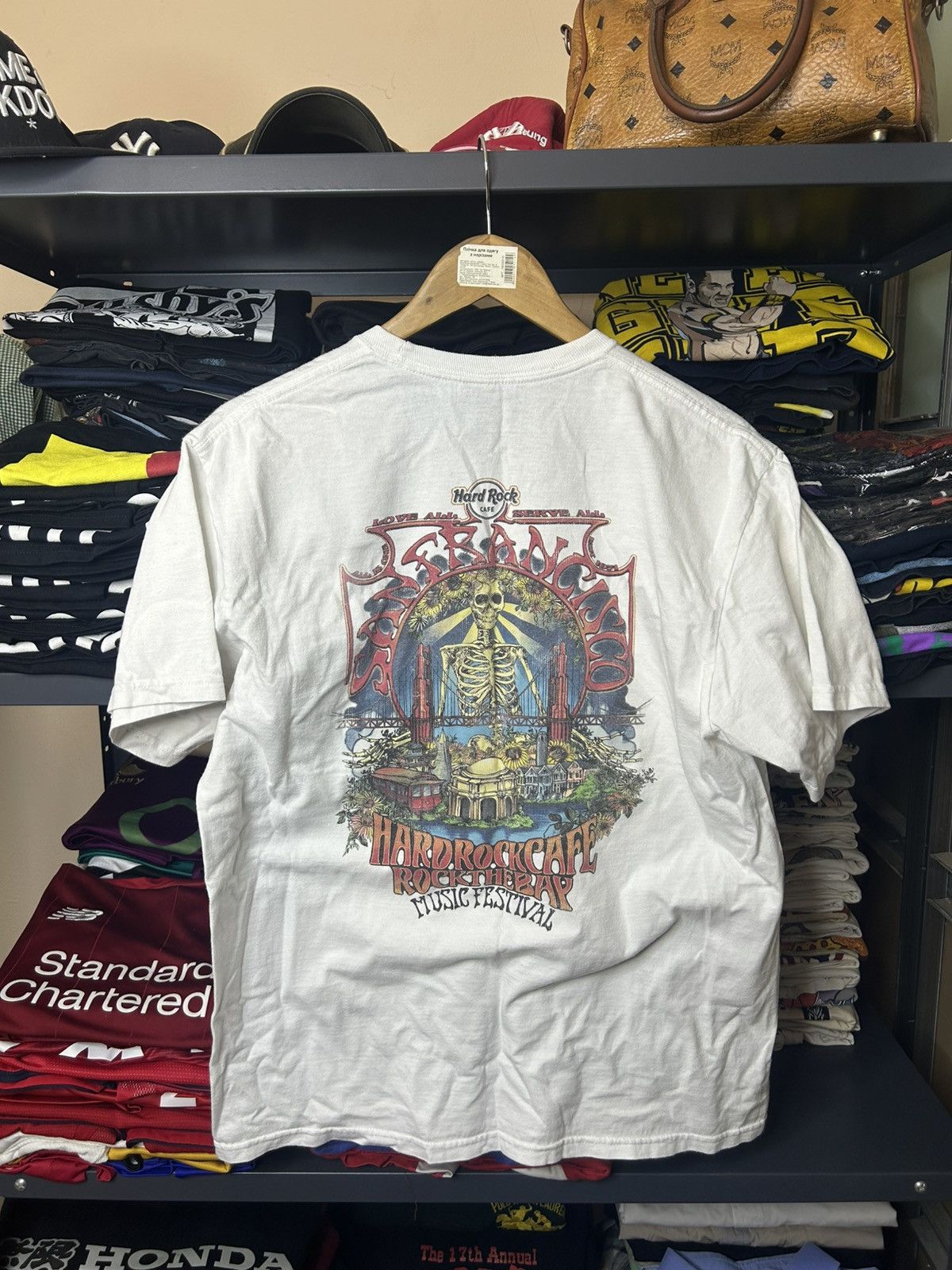 Hard Rock Cafe Vintage Hard Rock Cafe San Francisco Rock The Bay Tee L Size US L / EU 52-54 / 3 - 2 Thumbnail