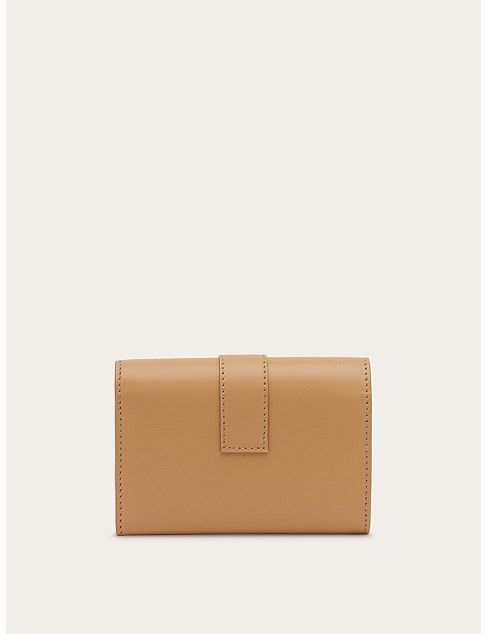 Salvatore Ferragamo o1s1rm0526 Size : OS / Wallet in Brown Size ONE SIZE - 2 Thumbnail