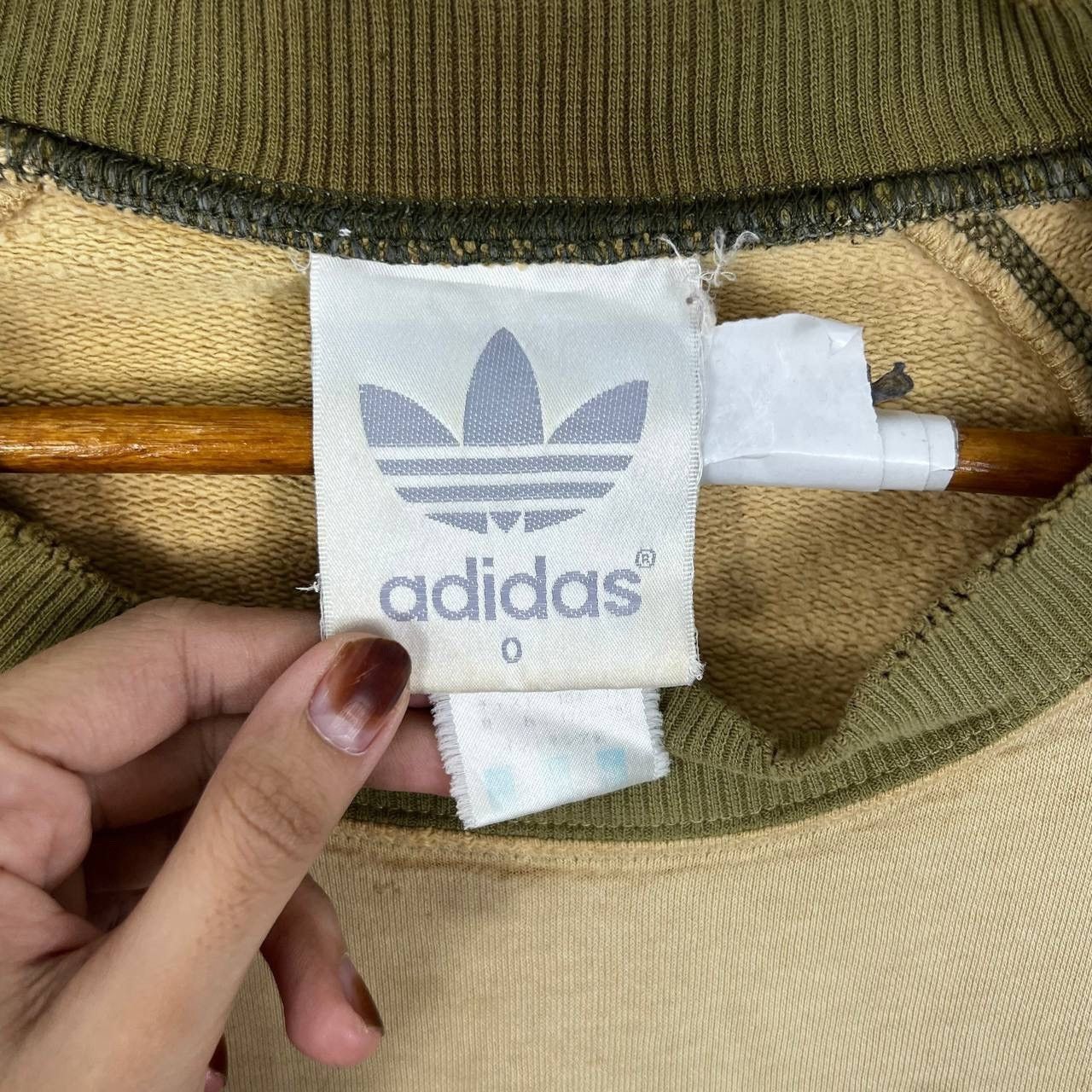 Adidas Vintage ADIDAS ORIGINALS TREFOIL Distress Thrashed Sweatshir Size US XXL / EU 58 / 5 - 8 Thumbnail
