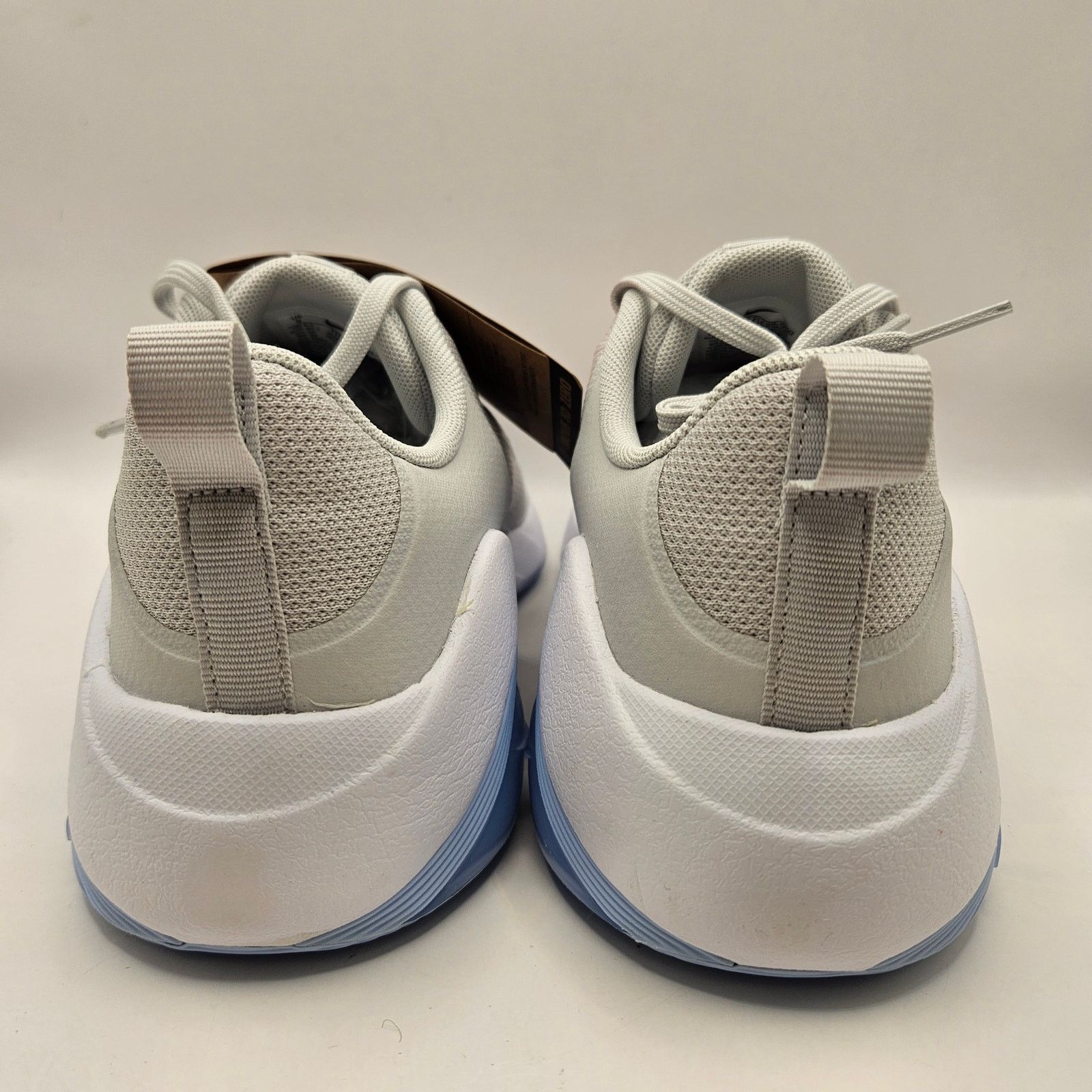 Nike NIKE WOMEN'S 9 AIR ZOOM BELLA 7 GREY TAN NWOB Size US 9 / IT 39 - 3 Thumbnail
