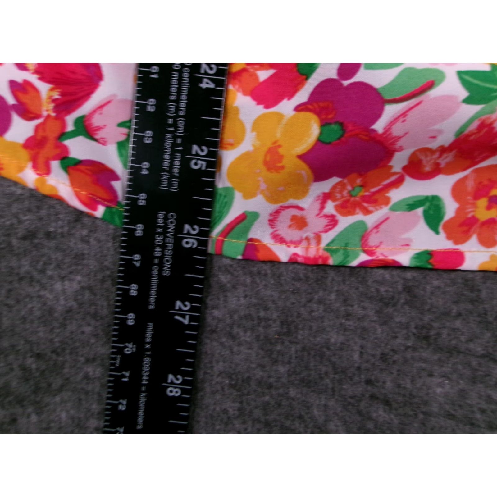 Shein Top Womens Medium Tunic Ditzy Floral Ruffle Halter Costal Beachy Resort Causal Size M / US 6-8 / IT 42-44 - 5 Thumbnail
