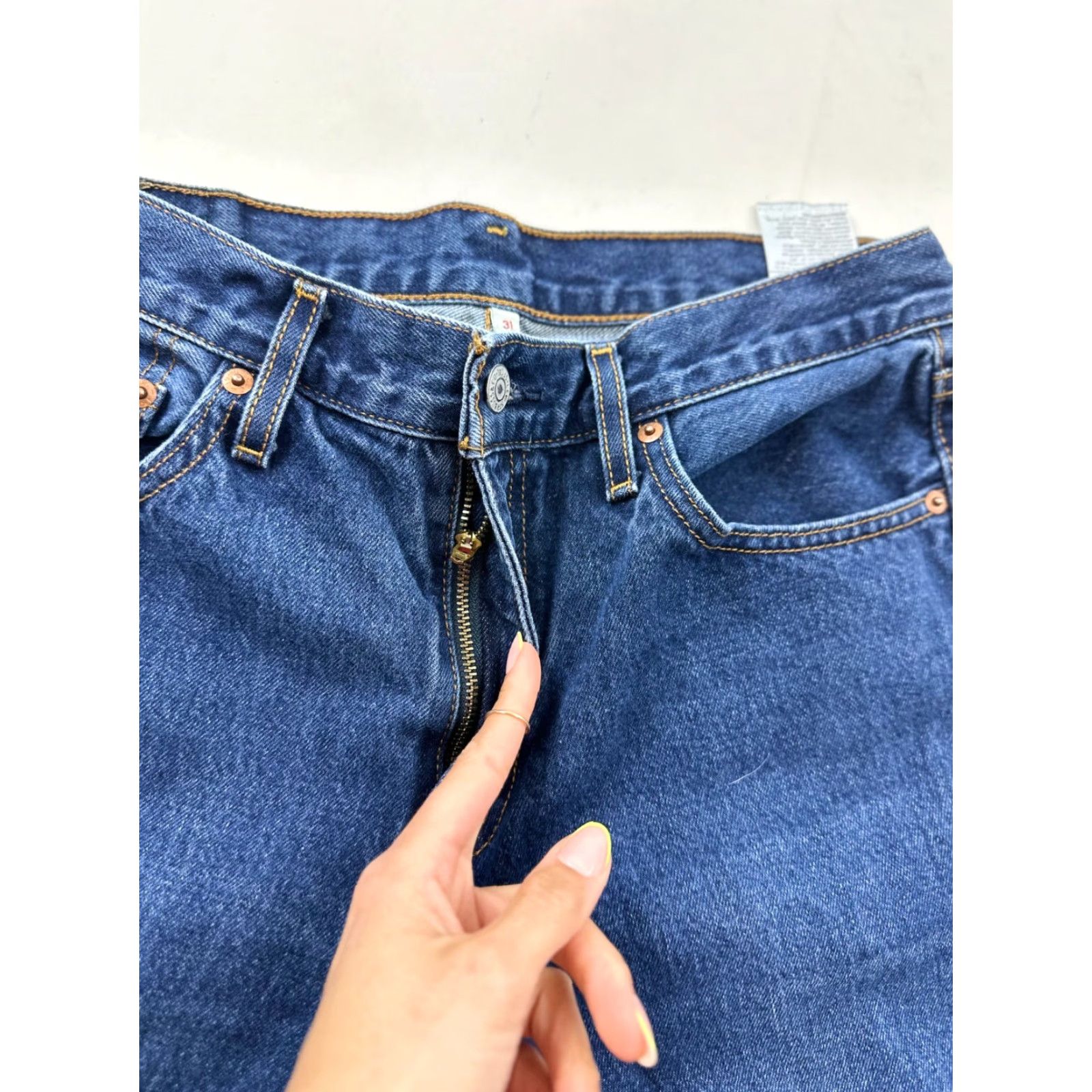 Levi's VINTAGE Levi’s Jeans Womens 31 Blue Denim Flat Front Frayed Hem Mid Rise Bootcut Size 24" / US 00 / IT 34 - 4 Thumbnail