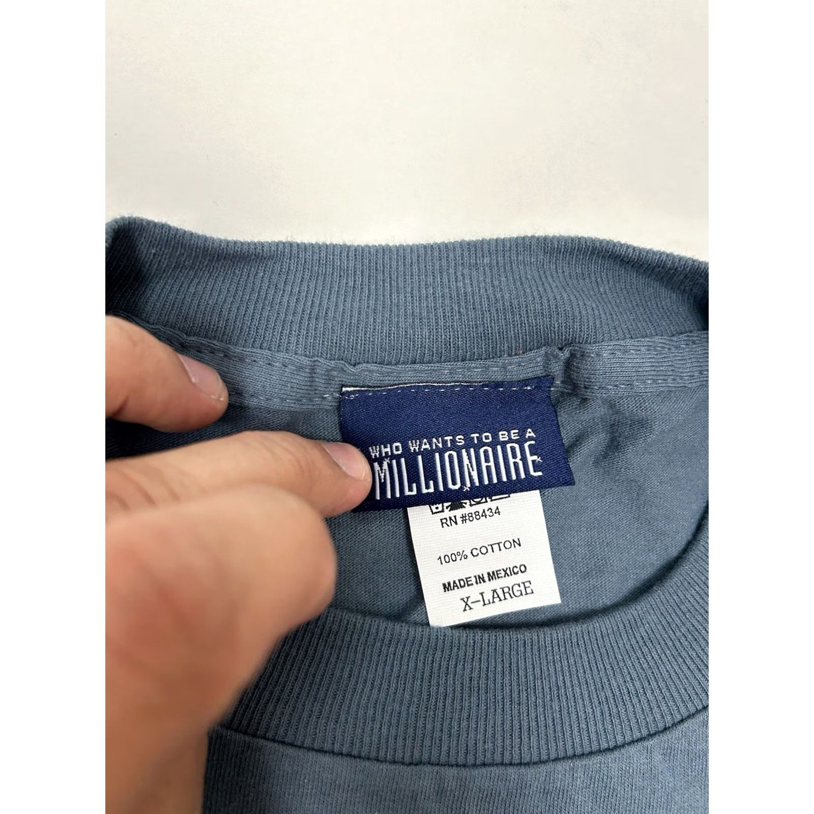 Vintage VINTAGE Who Wants To Be A Millionaire T-Shirt Regis Philbin Adult XL Blue 90s Game Show TV Show Promo Tee Mens Size US XL / EU 56 / 4 - 6 Thumbnail