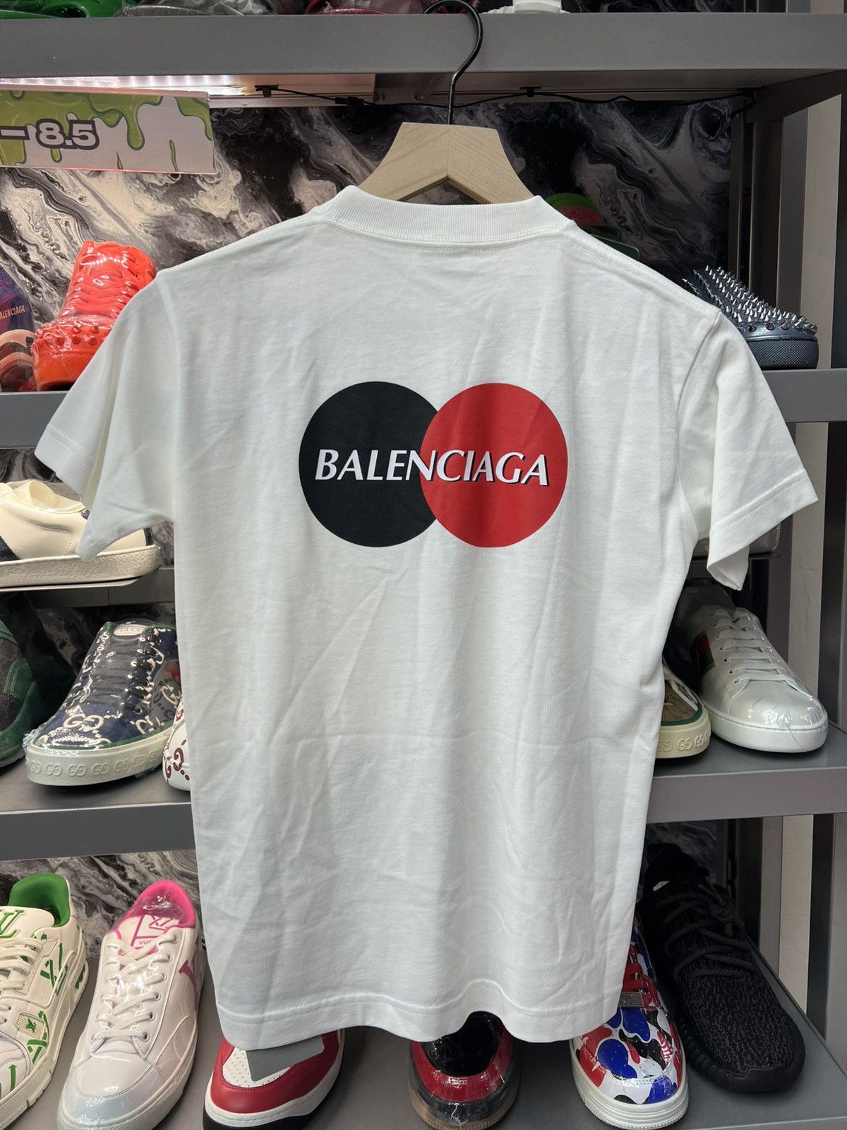 Balenciaga Balenciaga white mastercard white tee Size US S / EU 44-46 / 1 - 2 Thumbnail