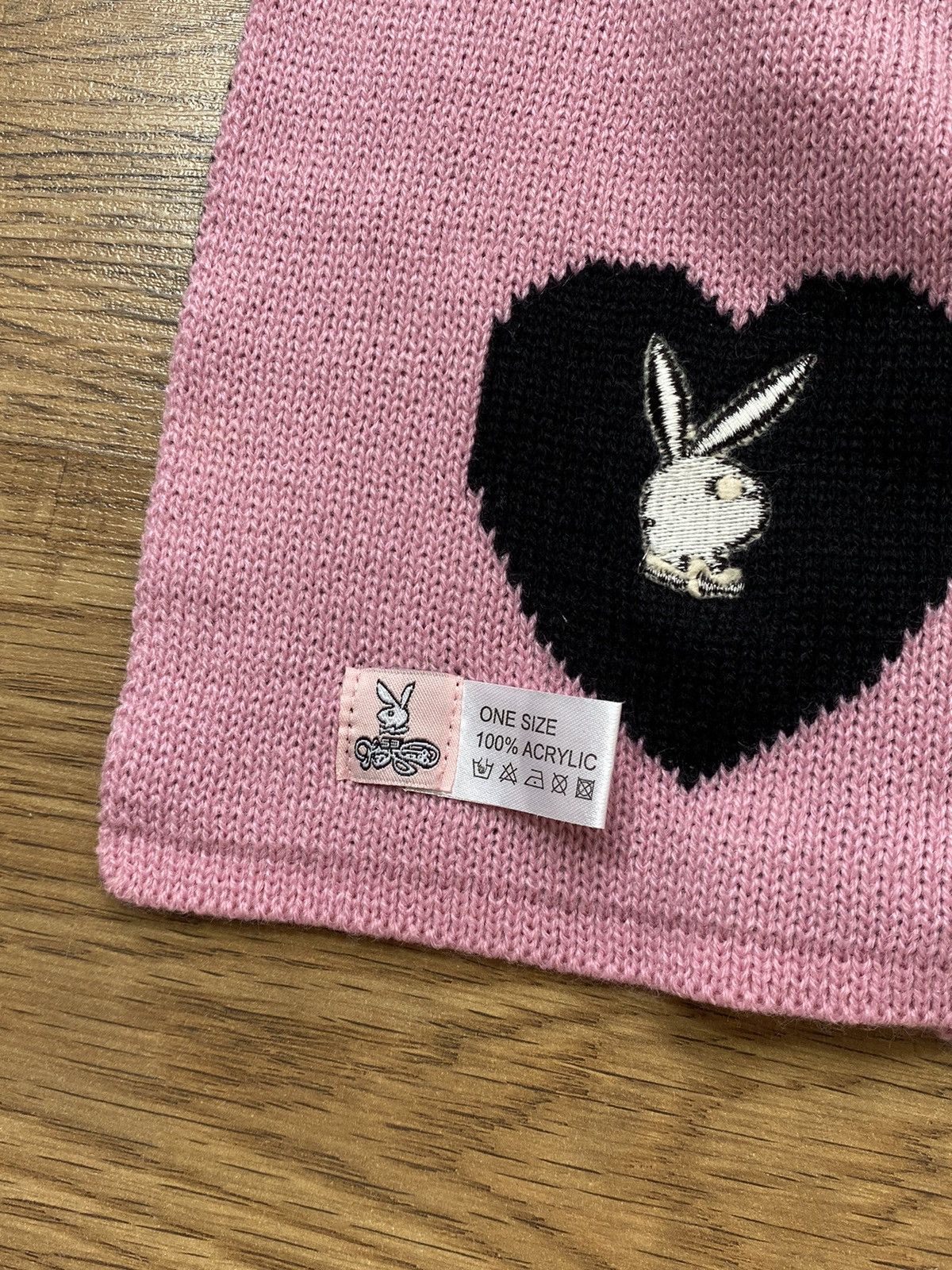 Playboy 🐇🌸 PLAYBOY PINK VINTAGE SCARF Size ONE SIZE - 5 Thumbnail