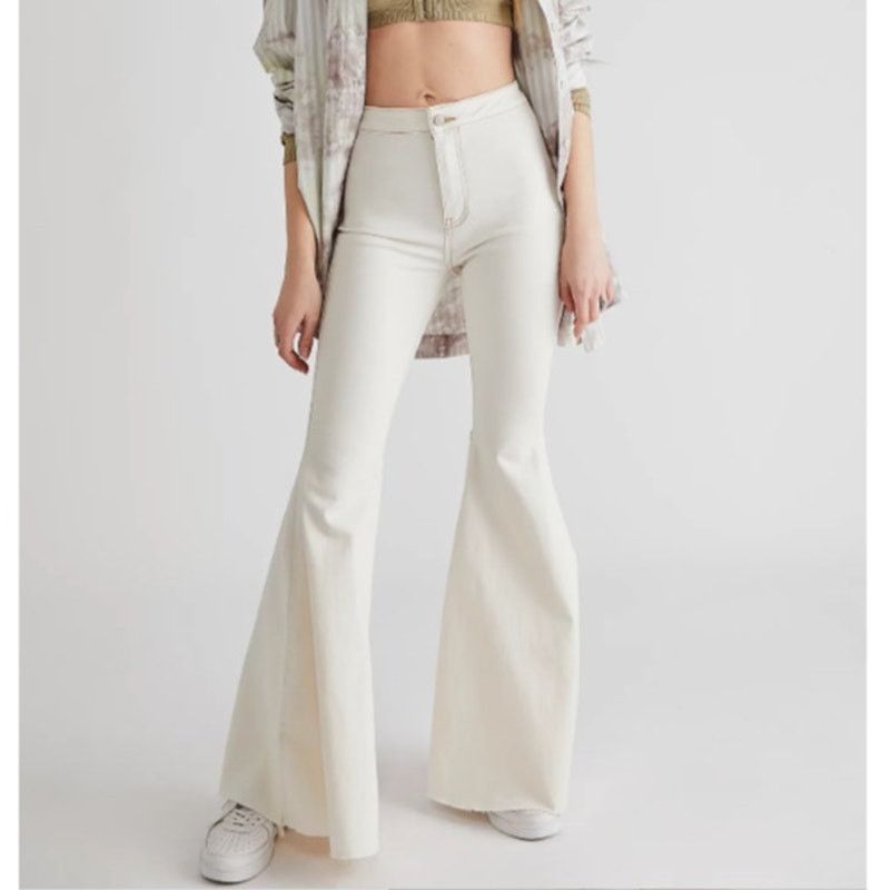 Free People We The Free Just Float On White Flare Jeans - Size 27 Size 27" / US 4 / IT 40 - 1 Thumbnail