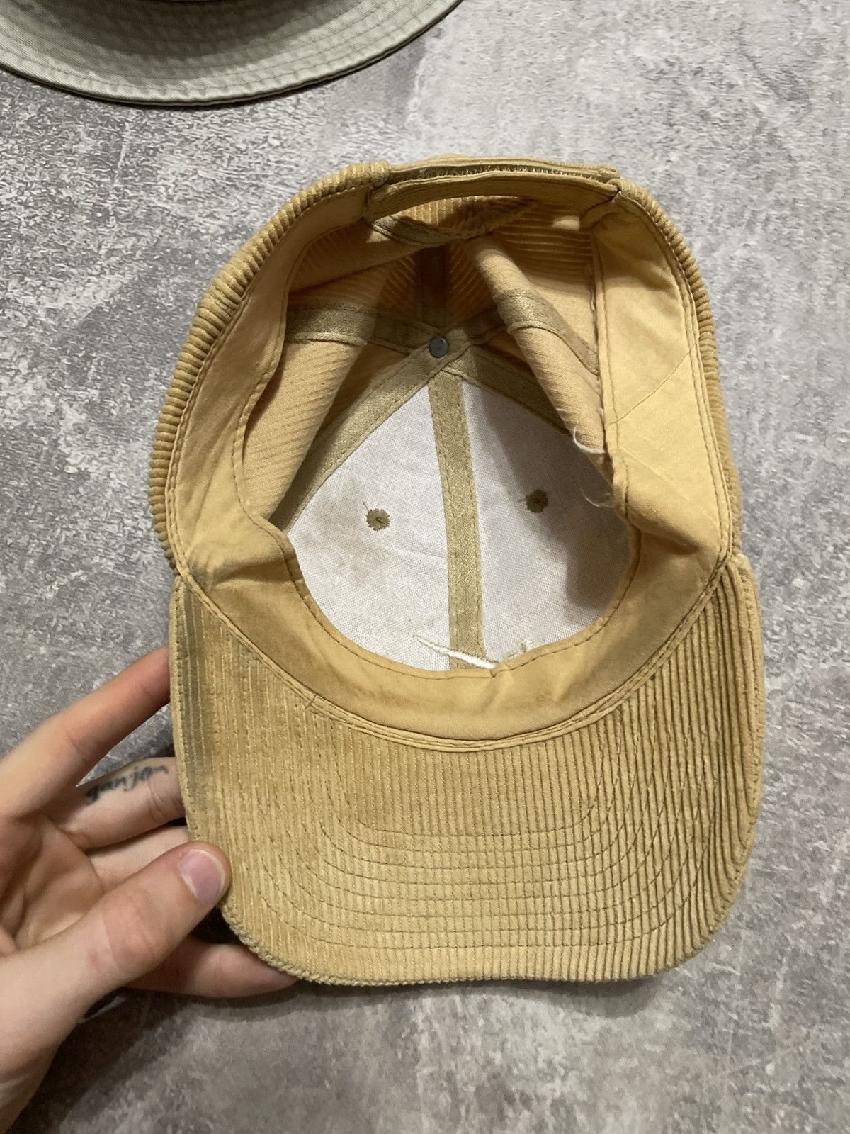 Nike × Vintage Vintage Nike Baige Velvet Y2K Cap Size ONE SIZE - 5 Thumbnail