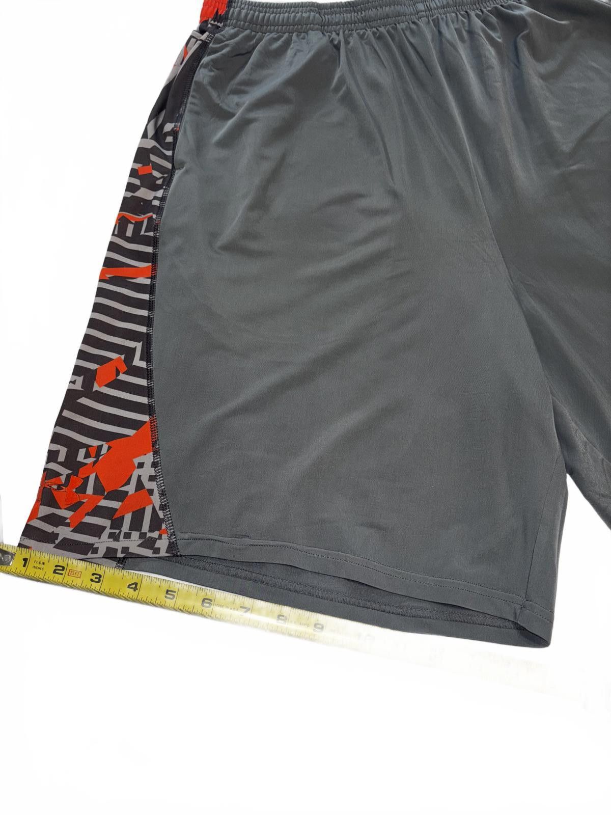 Under Armour Under Armour Men's Performance Shorts - XL Size US 36 / EU 52 - 7 Thumbnail