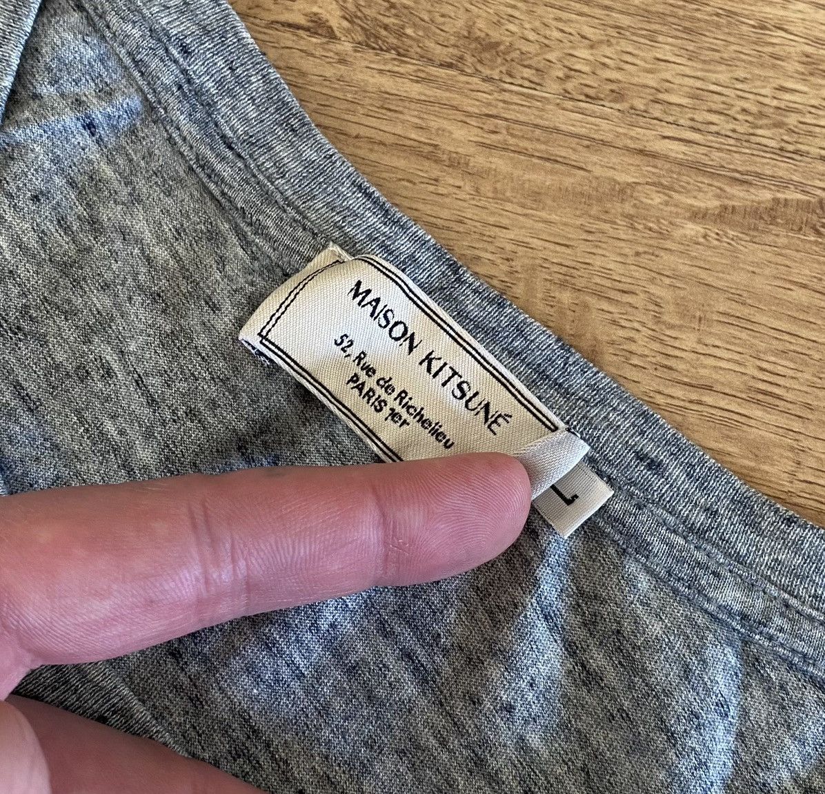 Maison Kitsune Maison Kitsune Big Logo Tee x Vintage x Luxury Size US M / EU 48-50 / 2 - 5 Thumbnail