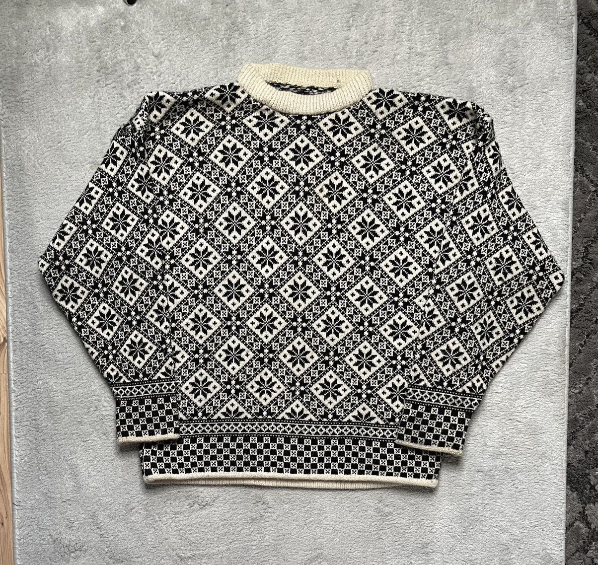 Vintage Wool Winter Heavy -Kniwear Sweater Basic Figured Size US L / EU 52-54 / 3 - 1 Thumbnail