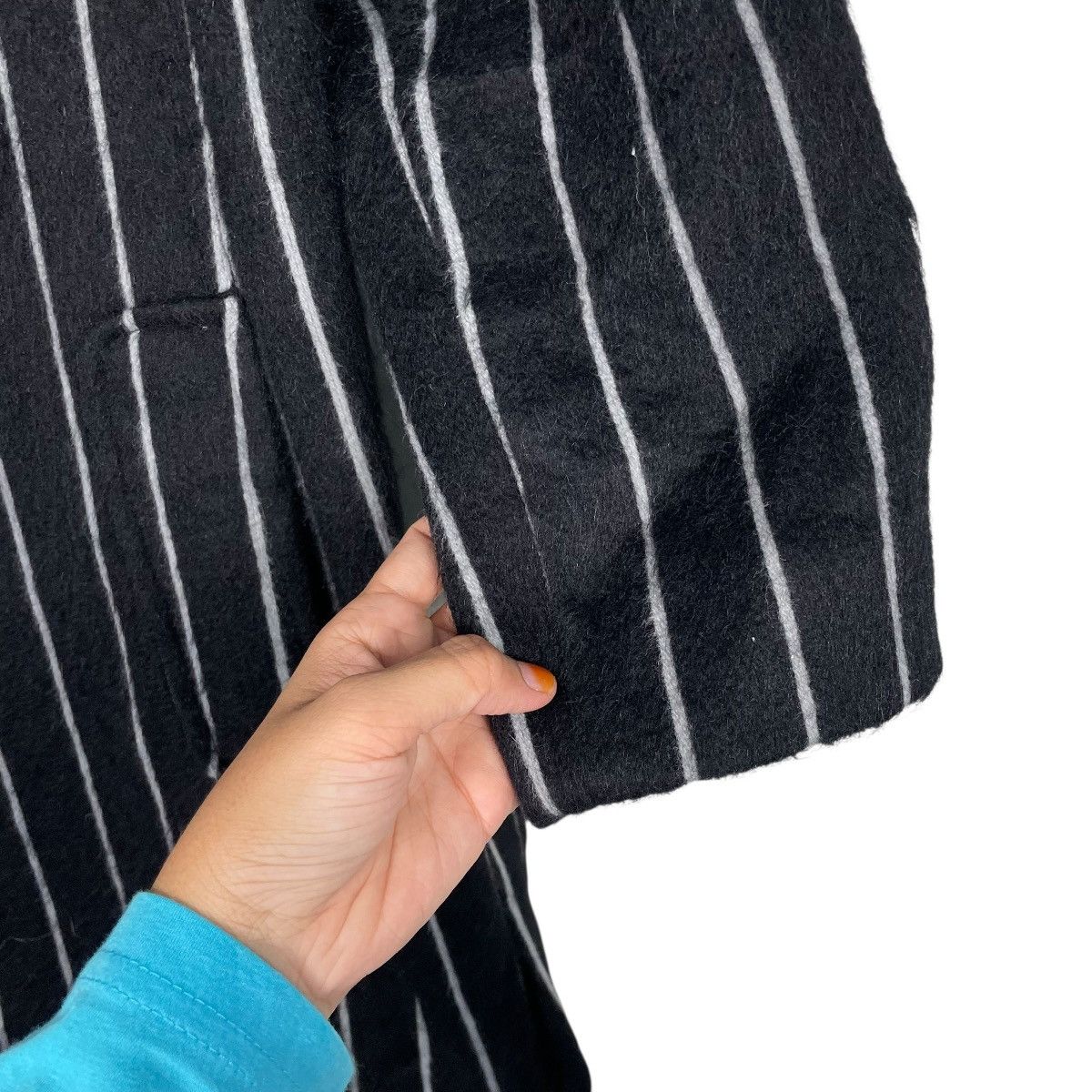 Emanuel Ungaro Vintage 60s Emanuel Ungaro Stripe Women Coat Size S / US 4 / IT 40 - 15 Thumbnail