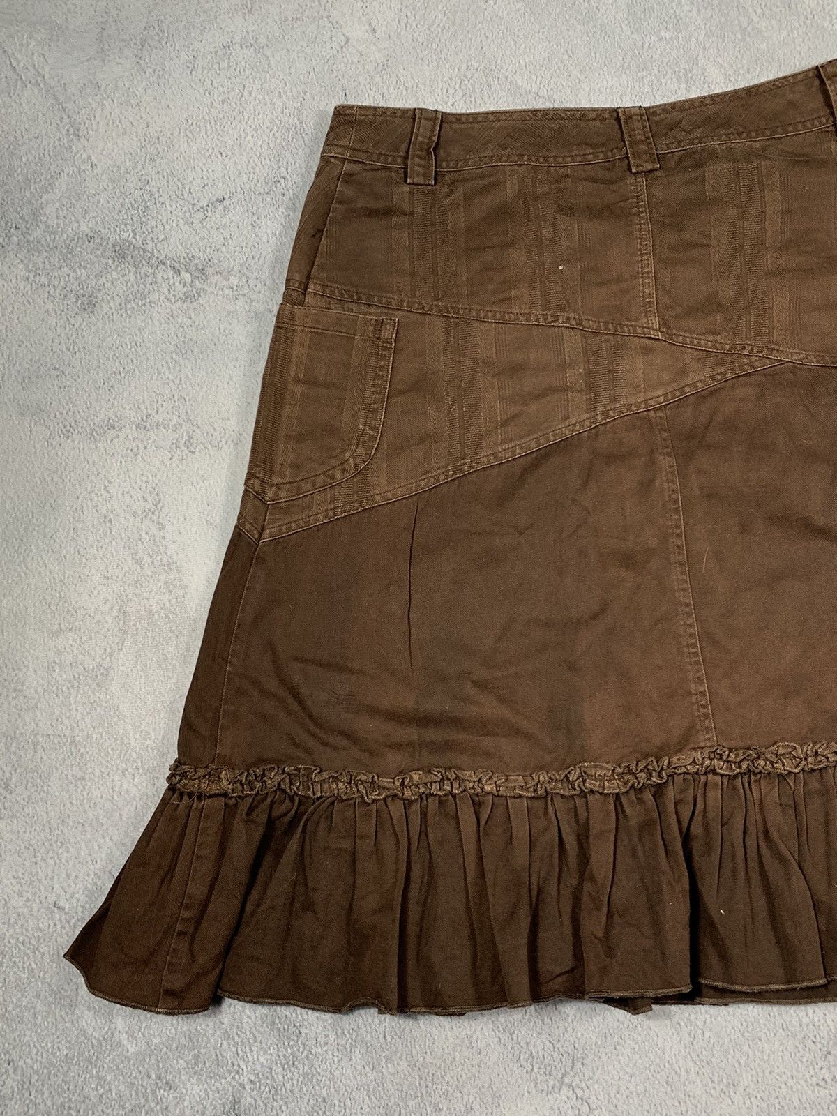 Japanese Brand × Vintage Vintage Y2K Japanese flared midi skirt streetwear size Size 32" / US 10 / IT 46 - 10 Thumbnail