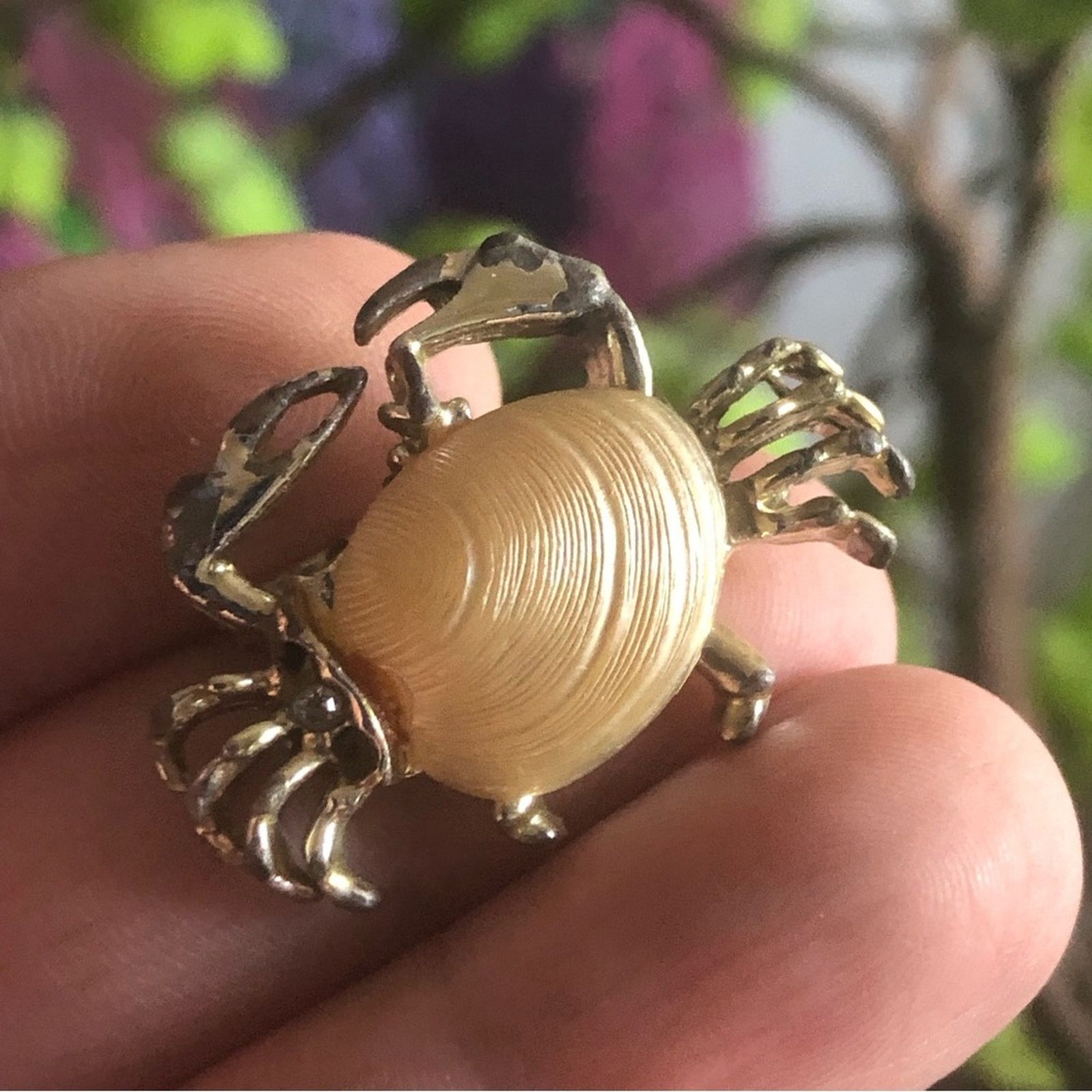 Vintage Vintage genuine shell accent crab brooch pin Size ONE SIZE - 3 Thumbnail
