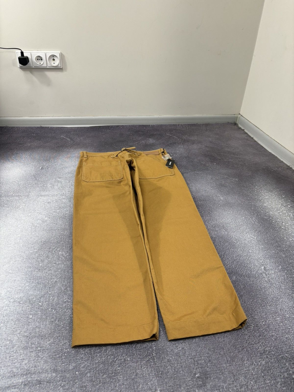 Diesel Diesel P-Frank NWT Buckle Back Men’s Mustard Dungaree Pants Size US 31 - 14 Thumbnail