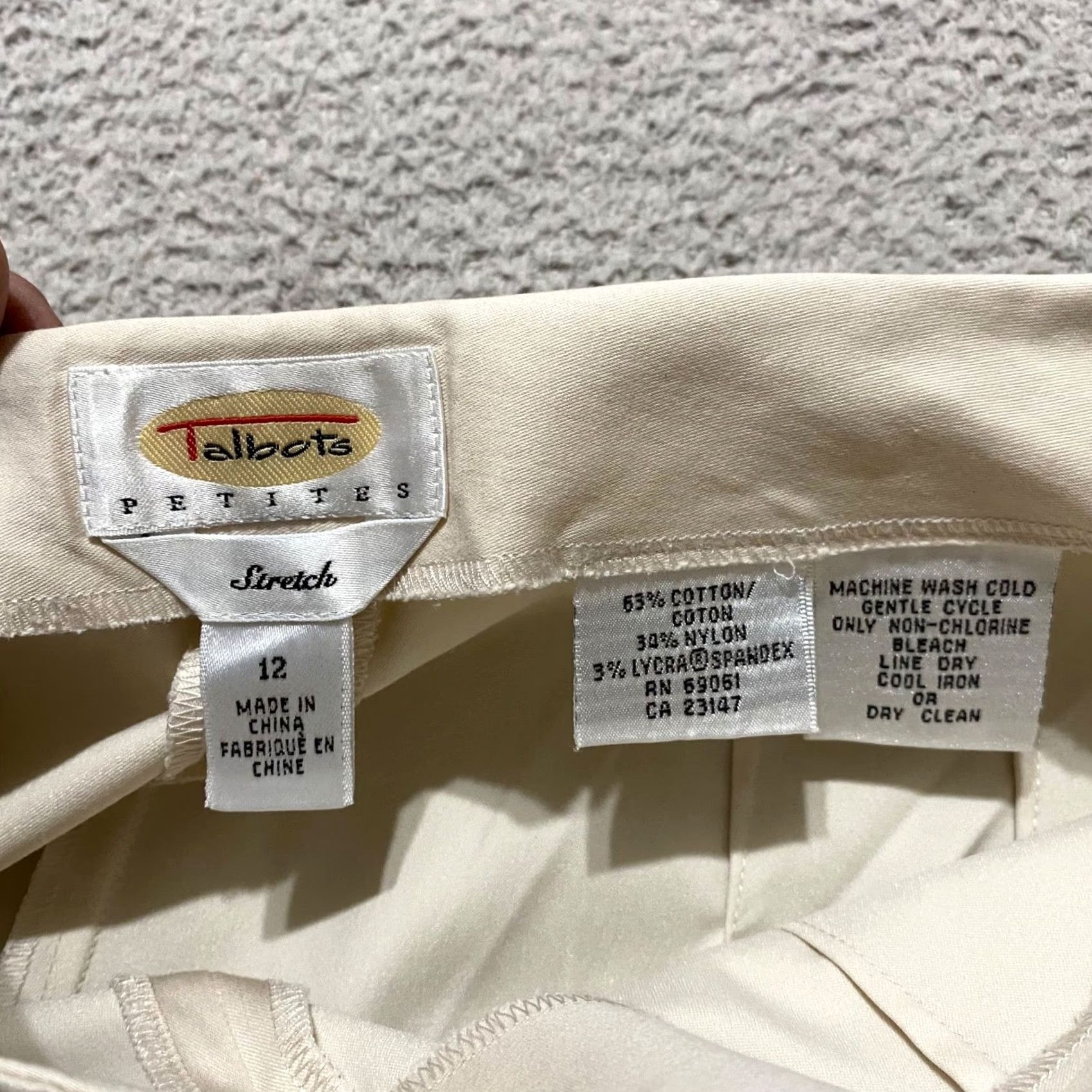 Talbots Talbots Womens Pants Beige 12P Petite Straight Dress Pants Flat Front Button Zip Machine Washable Beiges Family: Preppy Mens? No Size 34" / US 12 / IT 48 - 3 Thumbnail