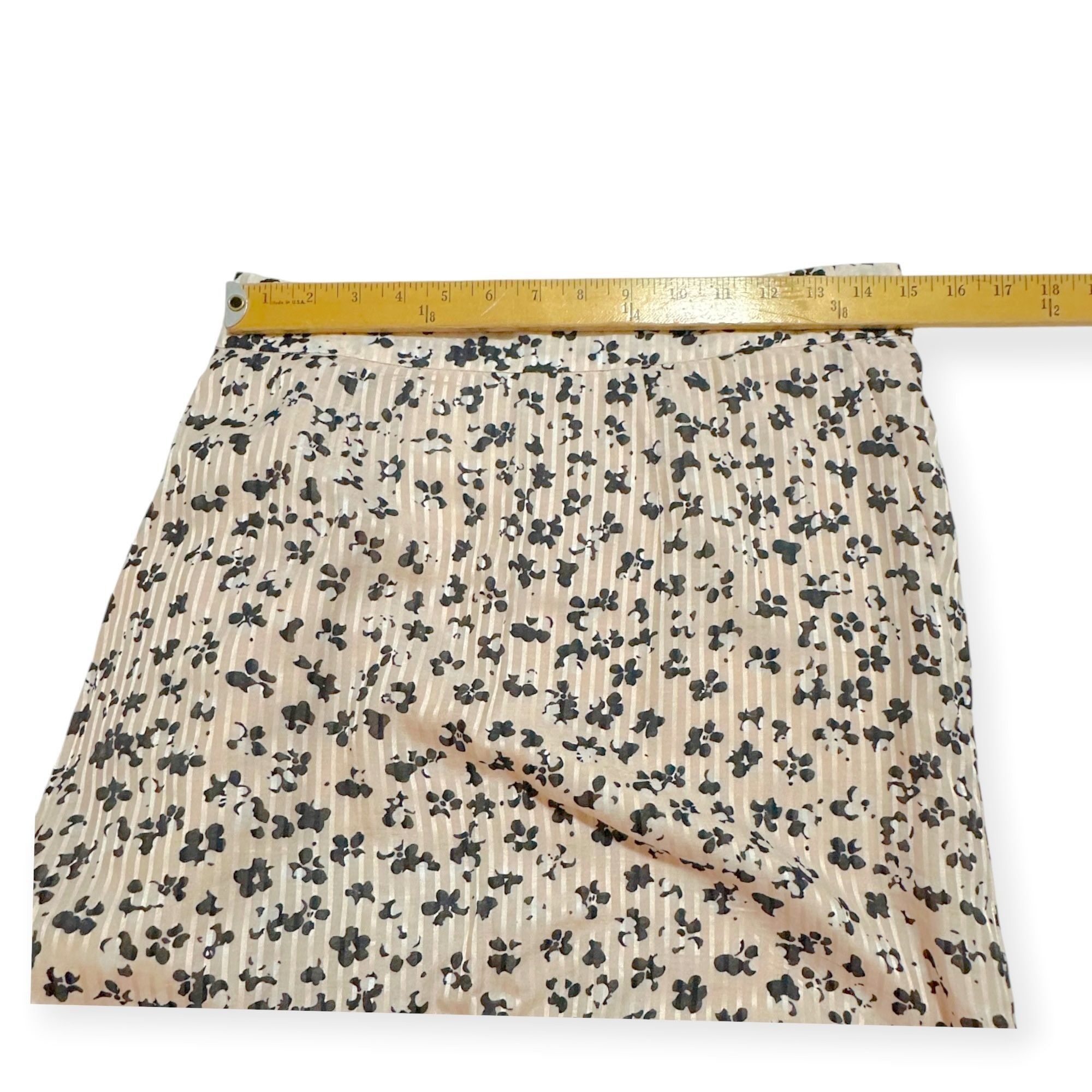 Ulla Johnson Ulla Johnson Gretchen Skirt, Blush, Silk, Size 4 $425 retail Size 27" / US 4 / IT 40 - 11 Thumbnail